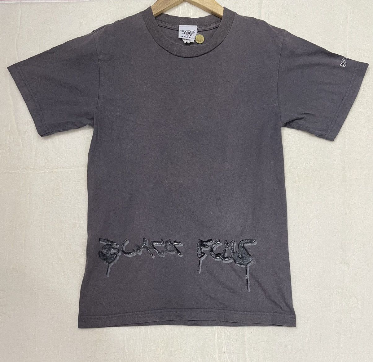 BLACK FLYS STREETWEAR TSHIRT FADED