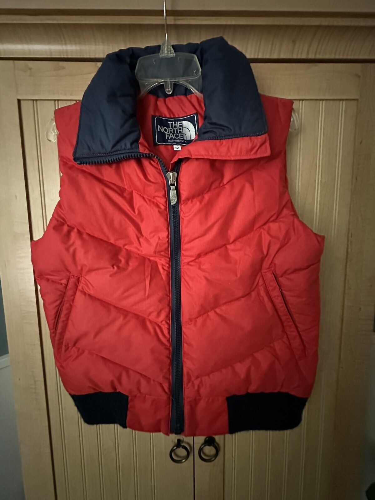 North face red vest womens best sale