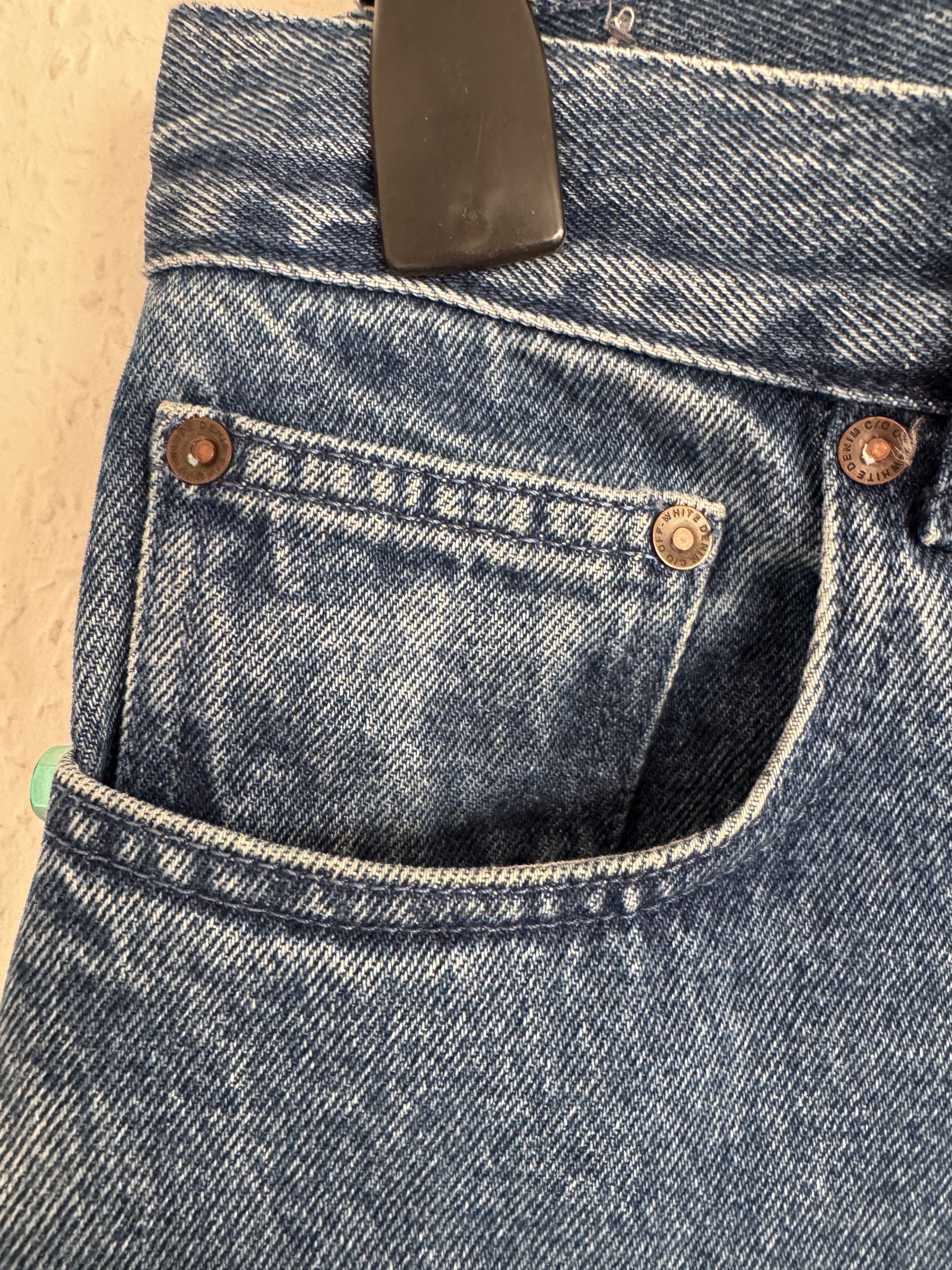 Off-White Paint-Splattered Degrade Denim Jeans Size US 34 / EU 50 - 12 Thumbnail