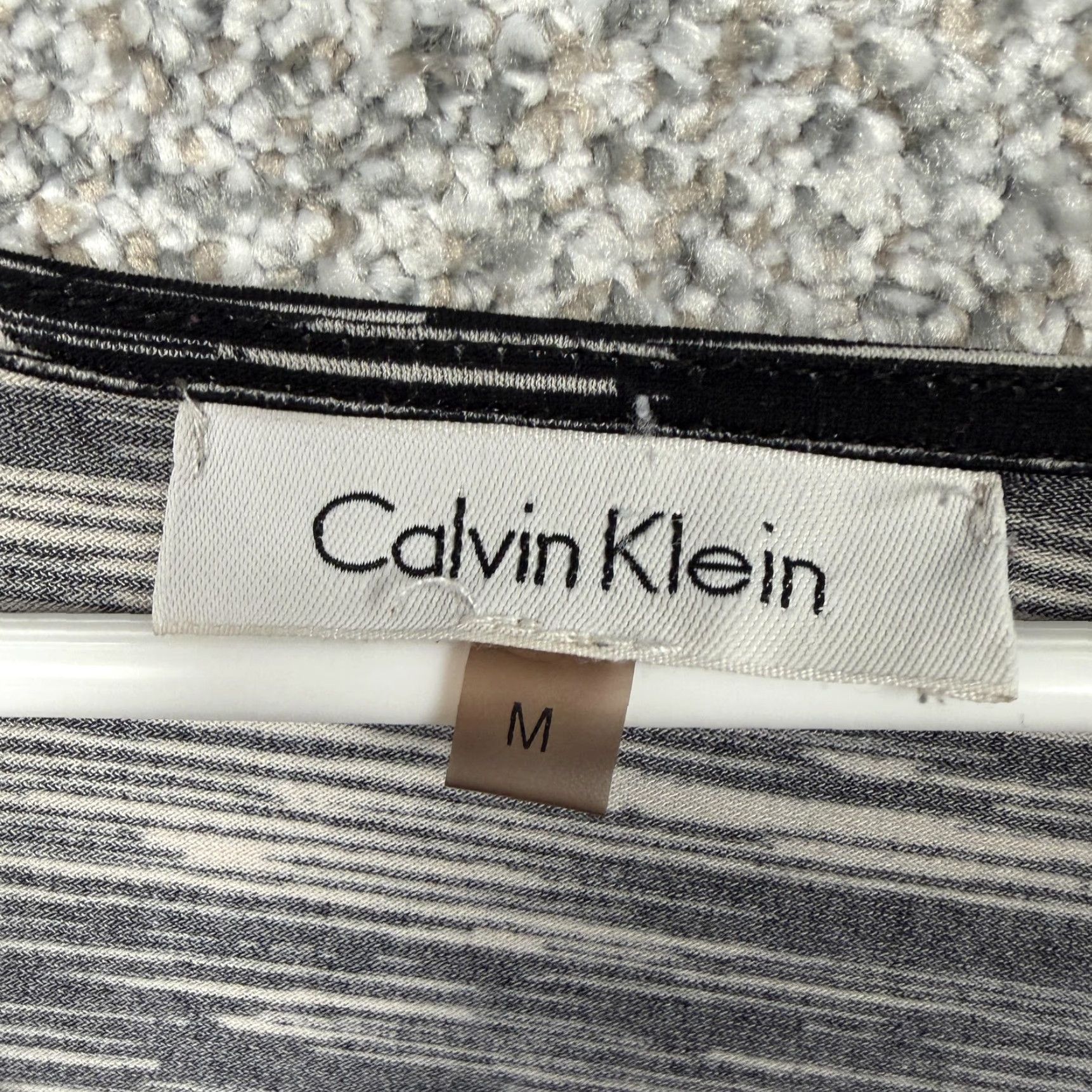 Calvin Klein Calvin Klein Blouse M 3/4 Sleeve Cowl Neck Buckle Detail Black White Stripe Women Adult Regular Size M Size M / US 6-8 / IT 42-44 - 4 Thumbnail