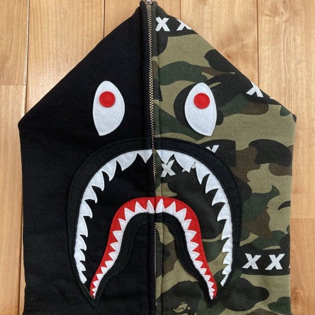 Bape GOD SELECTION XXX × BAPE CAMO Shark Full Zip Hoodie APE Size US XL / EU 56 / 4 - 4 Thumbnail