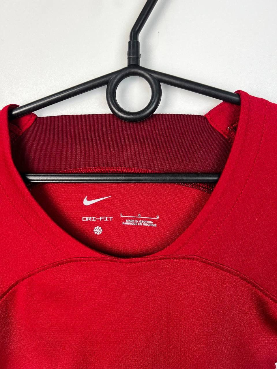 Vintage Liverpool Nike jersey t-shirts size L Size US L / EU 52-54 / 3 - 5 Thumbnail
