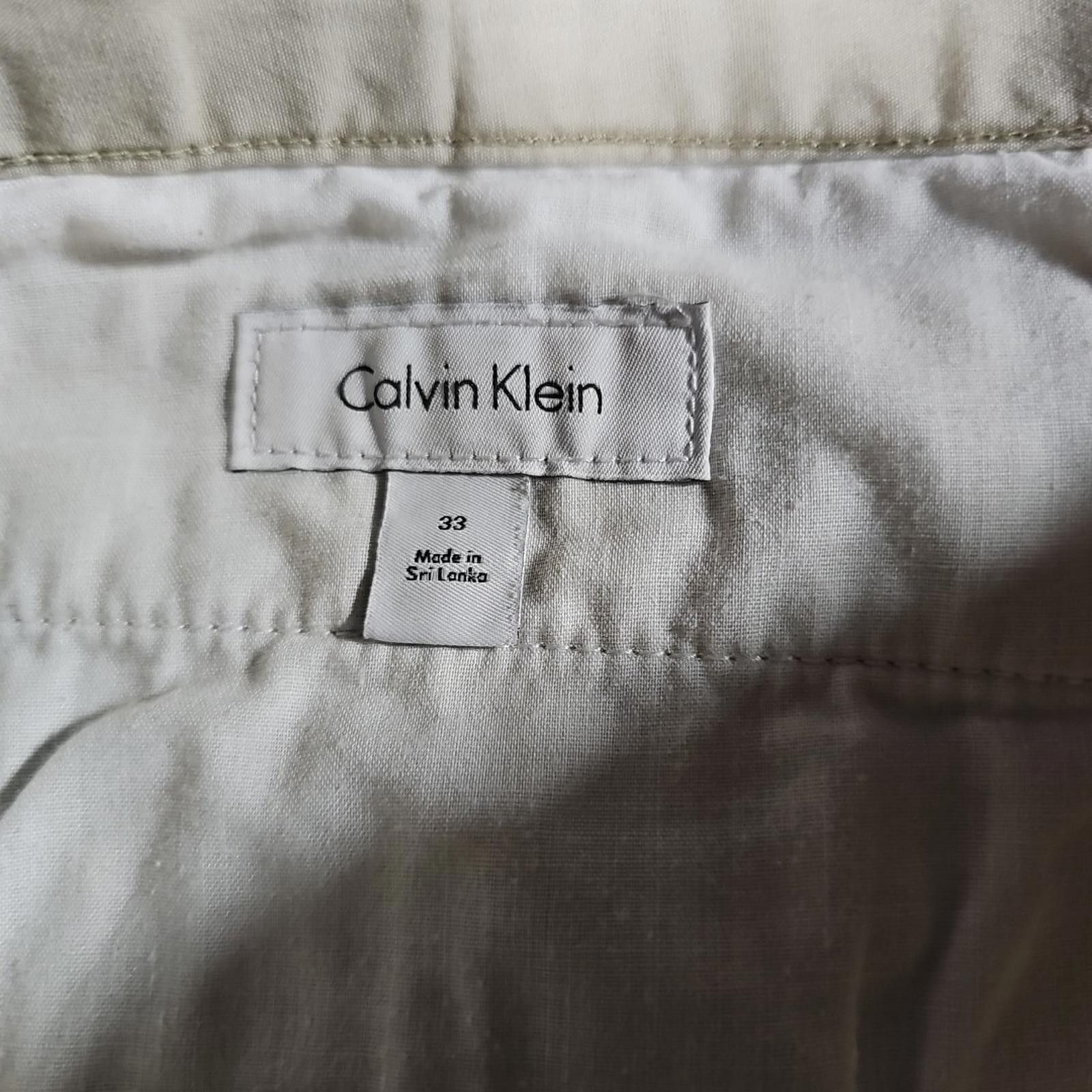 Calvin Klein Calvin Klein 33 Shorts Stained Size US 33 - 4 Thumbnail