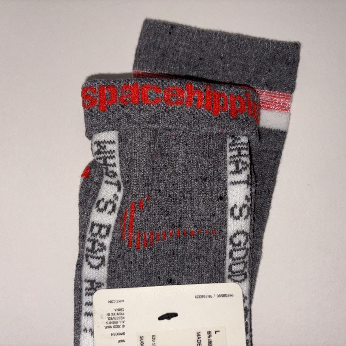 Nike Nike x OFF-WHITE Crew socks ‘SPACEHIPPIE’ CN5786-020 Size ONE SIZE - 11 Thumbnail