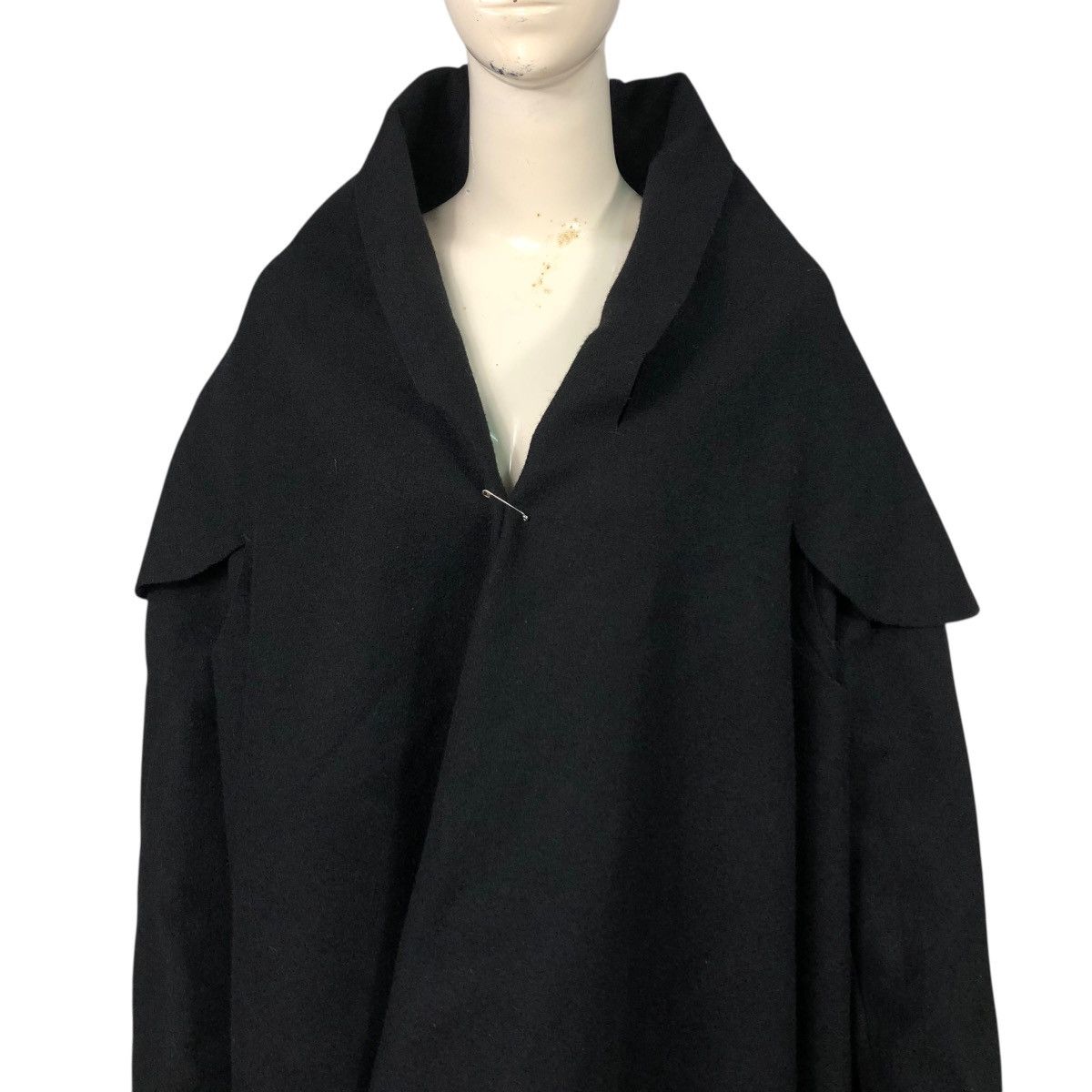 Comme des Garcons 🔥VINTAGE 2003 CAPE JACKET WOOL OVERSIZE ASYMMETRIC DRAPED Size US M / EU 48-50 / 2 - 4 Thumbnail