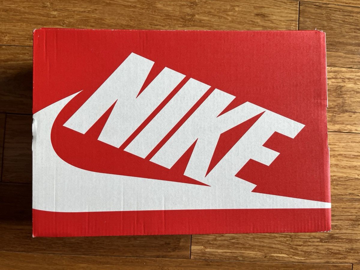 Nike US 5 Nike dunk high sp Iowa 2020 yellow black Size US 5 / EU 37 - 11 Thumbnail