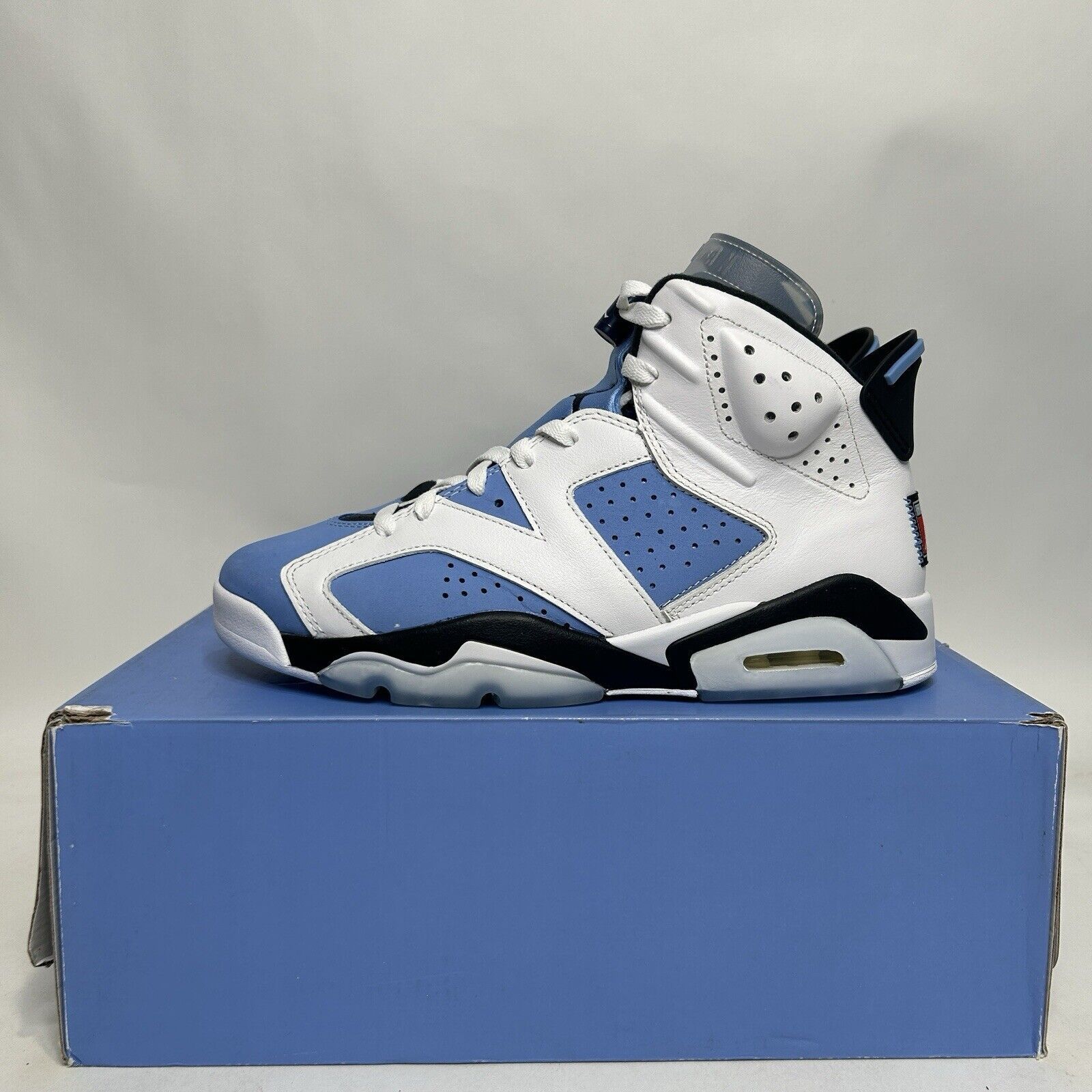 Jordan Brand Nike Air Jordan 6 Retro “UNC Home” 2024 Size US 9 / EU 42 - 5 Thumbnail