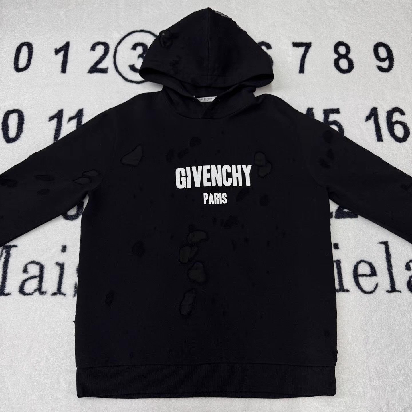 Givenchy GIVENCHY Black Distressed Hoodie。 Q10 Size US XXL / EU 58 / 5 - 1 Thumbnail