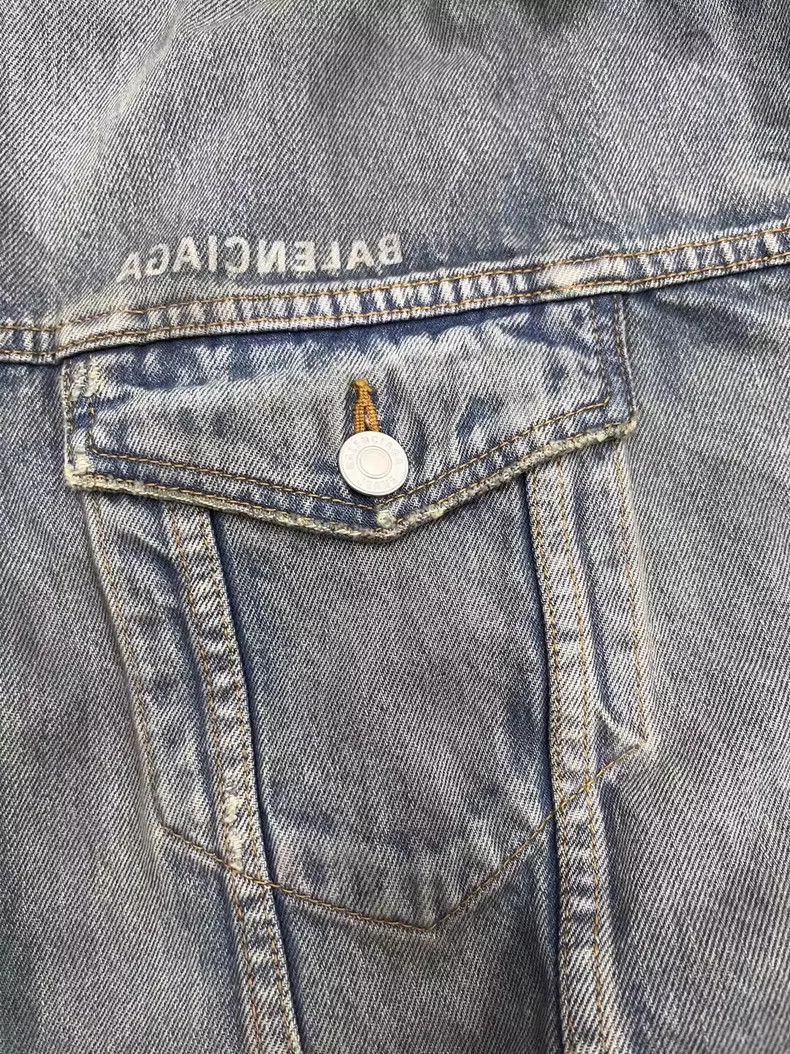 Balenciaga Balenciaga Back Logo monogrammed print casual single-breas Size US XXL / EU 58 / 5 - 3 Thumbnail