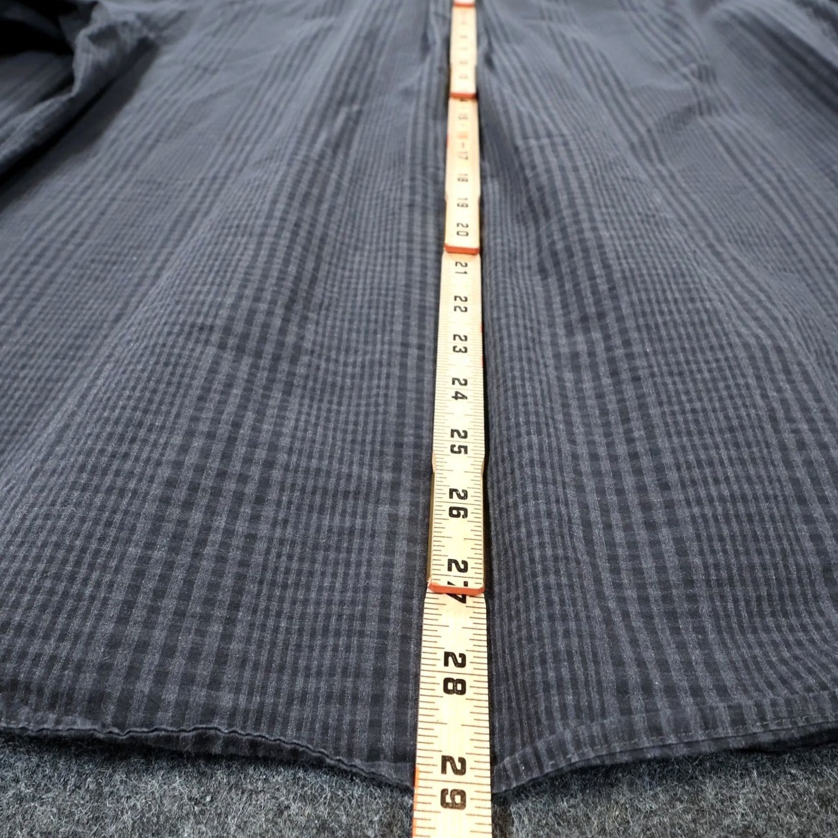 Roundtree & Yorke Roundtree & Yorke Shirt Mens L Black Button Down Gingham Plaid Cotton Size US L / EU 52-54 / 3 - 5 Thumbnail