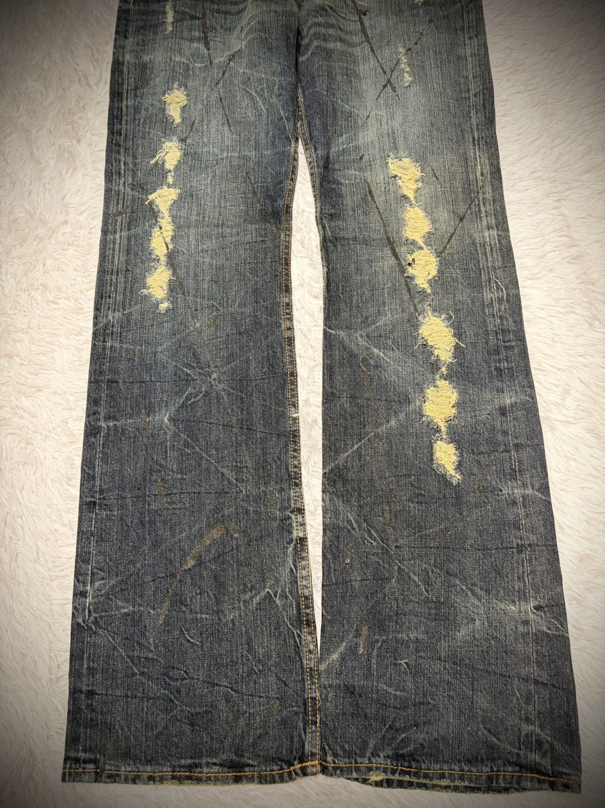 Japanese Brand 00s Japanese Brand distressed painted bootcut jeans Size US 33 - 2 Thumbnail