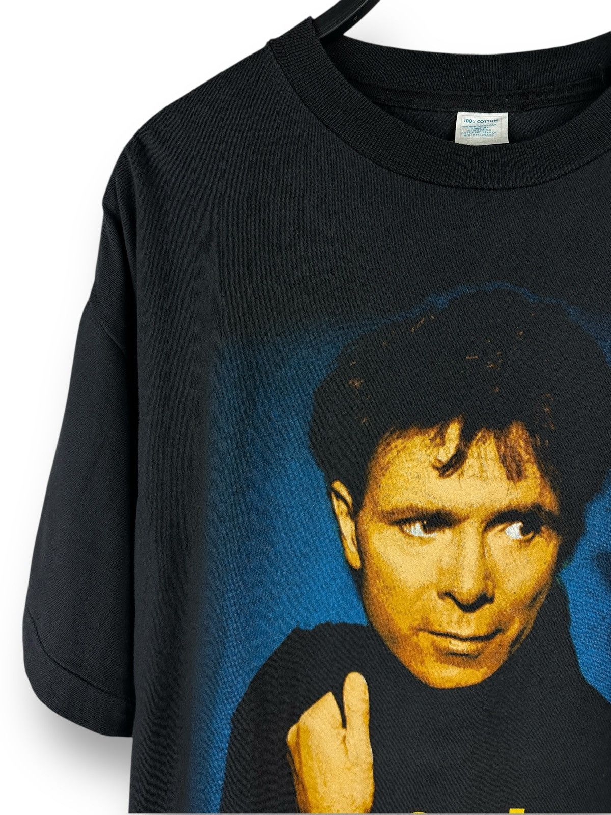 Band Tees Vintage 1992 Cliff Richard Access All Areas Tour T-Shirt Size US XL / EU 56 / 4 - 2 Thumbnail
