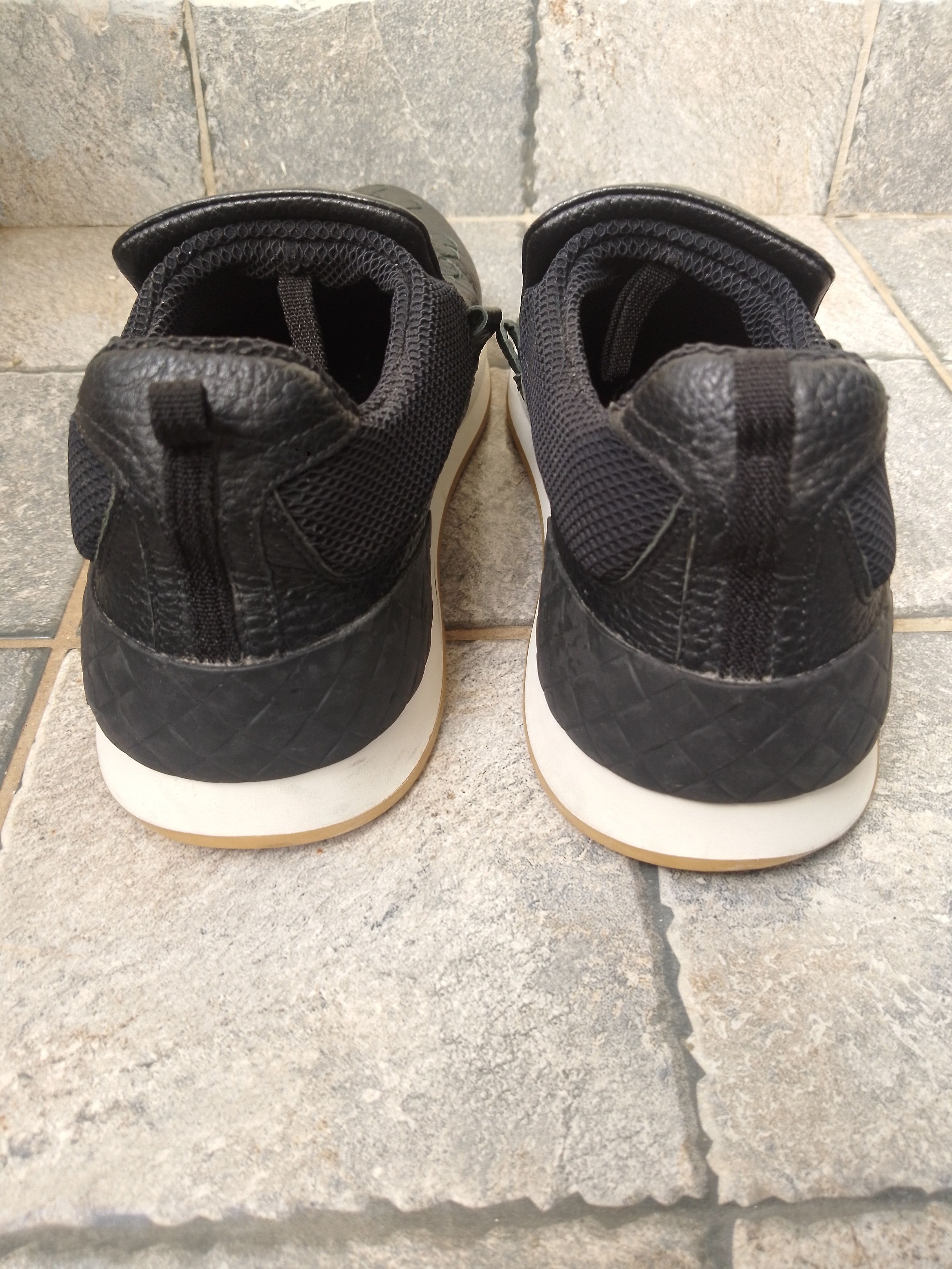 Bottega Veneta Bottega veneta Intrecciato weave leather sneakers Size US 6 / EU 39 - 20 Thumbnail