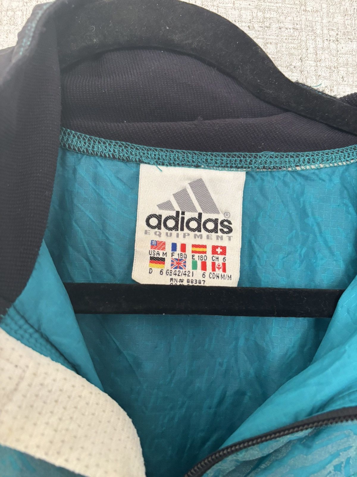Adidas RARE 90s Adidas EQT Illuminite Reflective Windbreaker Mint Size US M / EU 48-50 / 2 - 3 Thumbnail