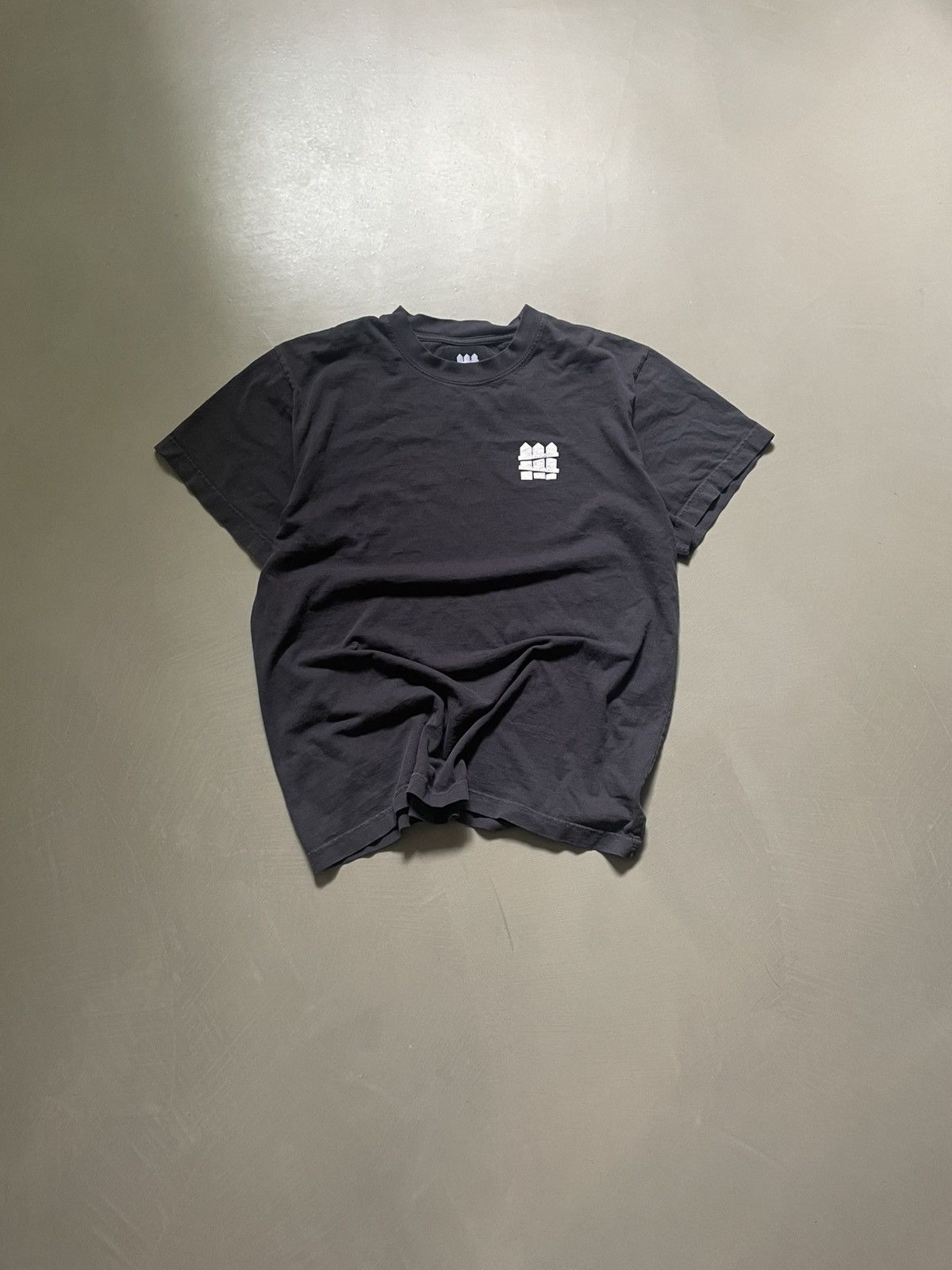 Undefeated undefeated faded black basic shirt Size US L / EU 52-54 / 3 - 1 Thumbnail