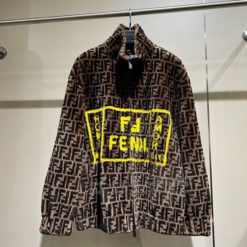 Fendi Fendi FF full print plush jacket Size US M / EU 48-50 / 2 - 1 Thumbnail