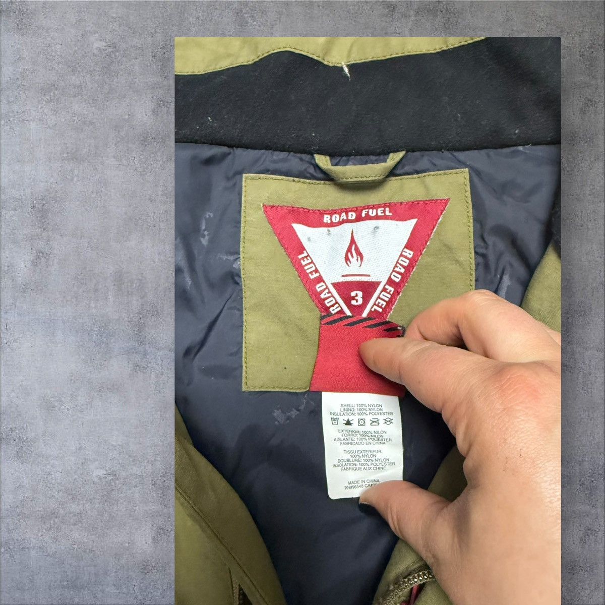 Oakley × Vintage Vintage khaki oakley jacket size XL snowboard Size US XL / EU 56 / 4 - 5 Thumbnail