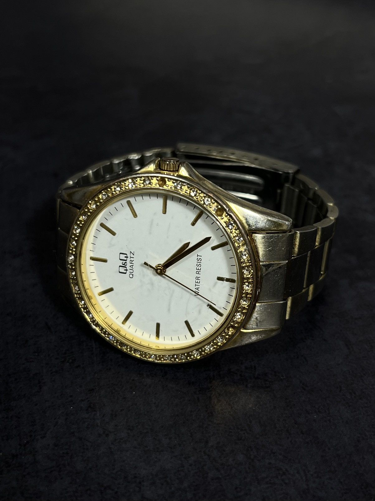 Hysteric Glamour Q&Q Gold-Tone Rhinestone Watch, Japan Quartz, Vintage Style Size ONE SIZE - 8 Thumbnail