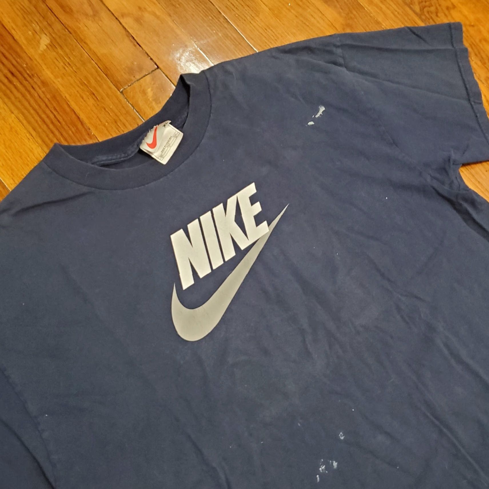 Nike VINTAGE Nike T Shirt XL 90s Spellout Graphic White Tag Paint Stained Blue Cotton Cotton Blend Embroidered Mens Shirt 1990s Sports USA Y2K Size US XL / EU 56 / 4 - 5 Thumbnail