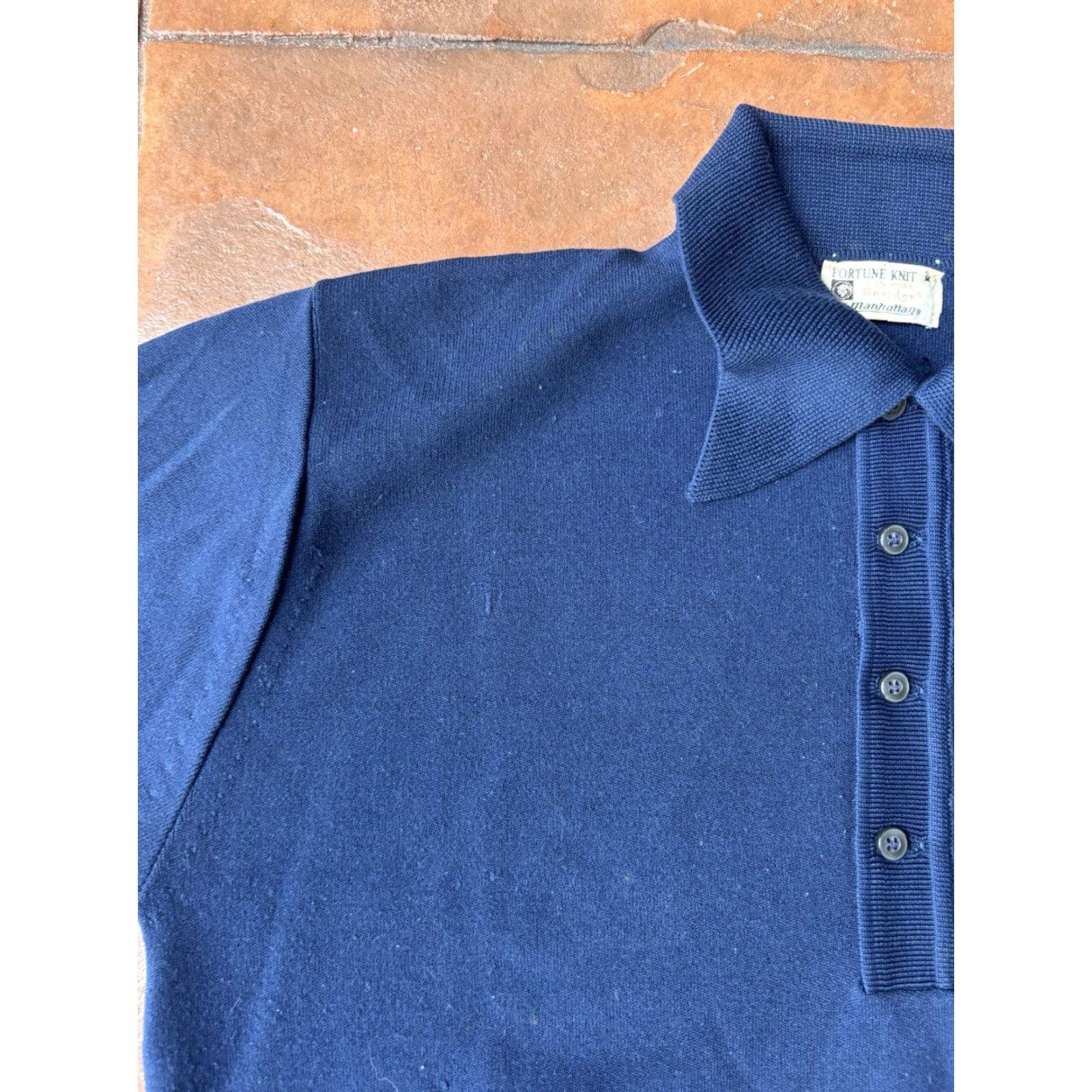Vintage VINTAGE Manhattan Knit Poly Short Sleeve Collared Button Shirt M Blue 50s Men Size US M / EU 48-50 / 2 - 5 Thumbnail