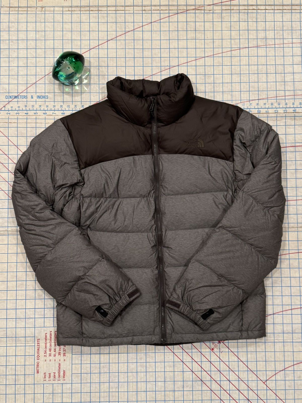 The North Face The North Face Nuptse 700 Fill Puffer Jacket Two Tone Brown Size US M / EU 48-50 / 2 - 5 Thumbnail