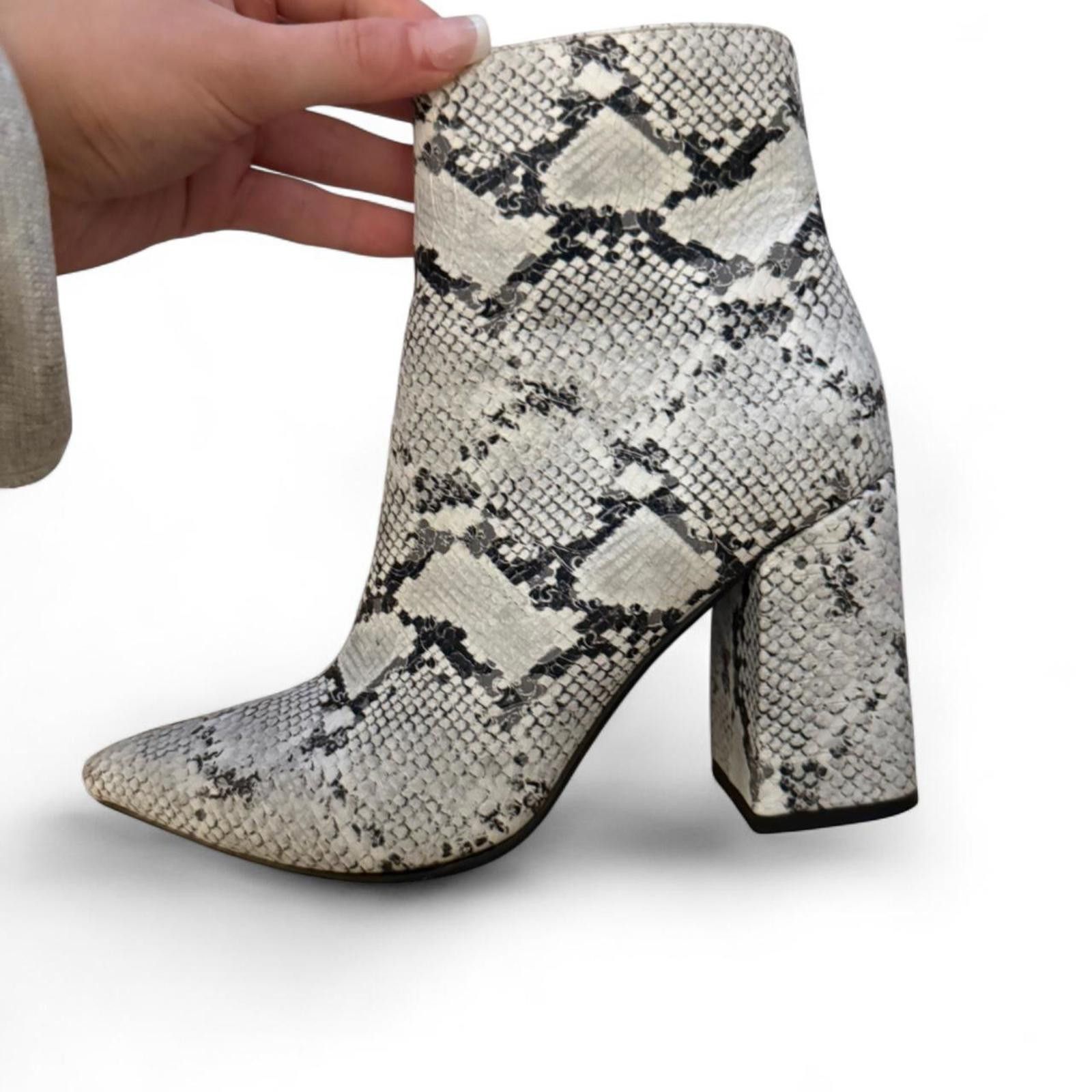 Other Snakeskin pointed toe ankle boots brand new!. Size US 7 / IT 37 - 3 Thumbnail