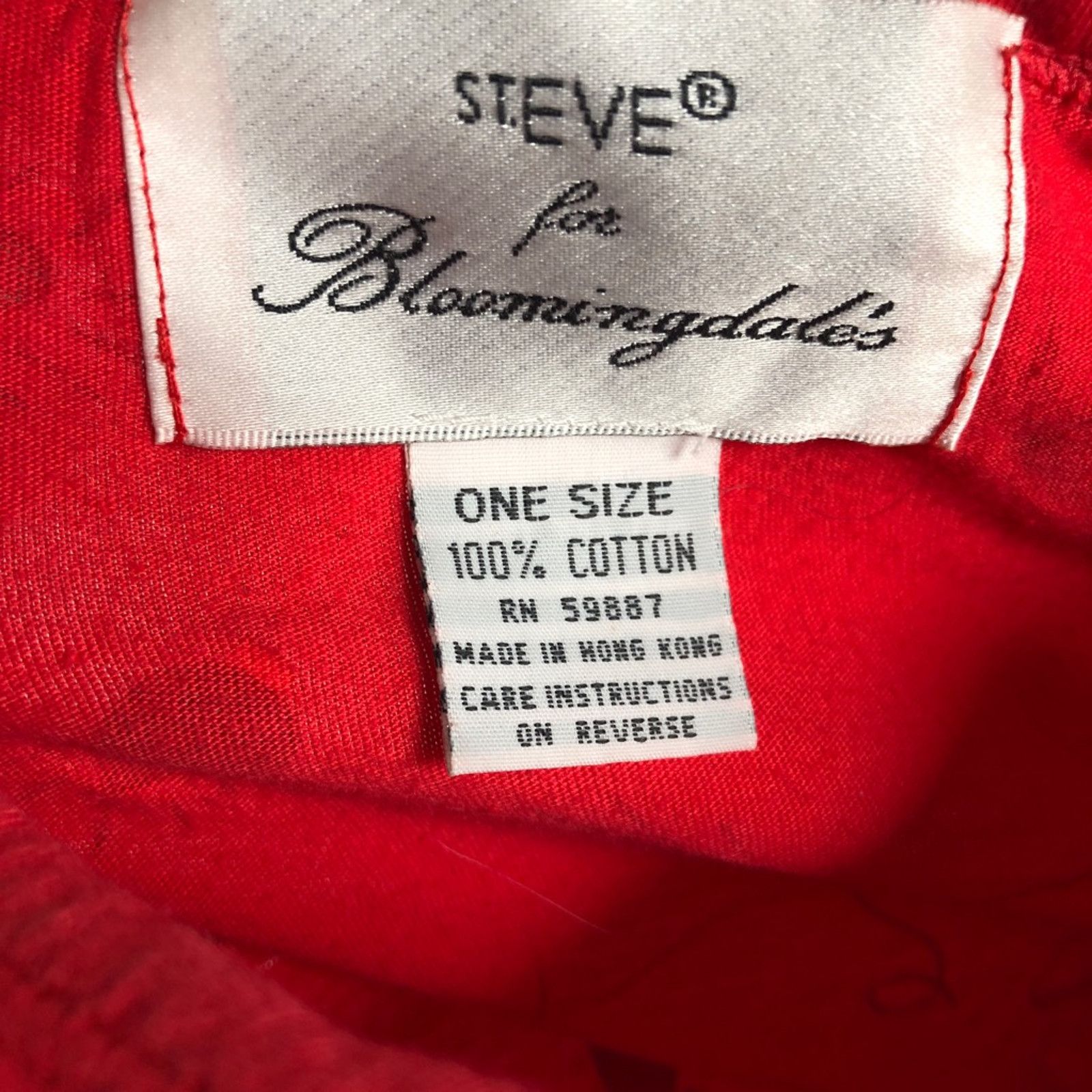 Bloomingdale's Bloomingdales T-Shirt Red Christmas Light Limited Edition OS Size US XL / EU 56 / 4 - 7 Thumbnail