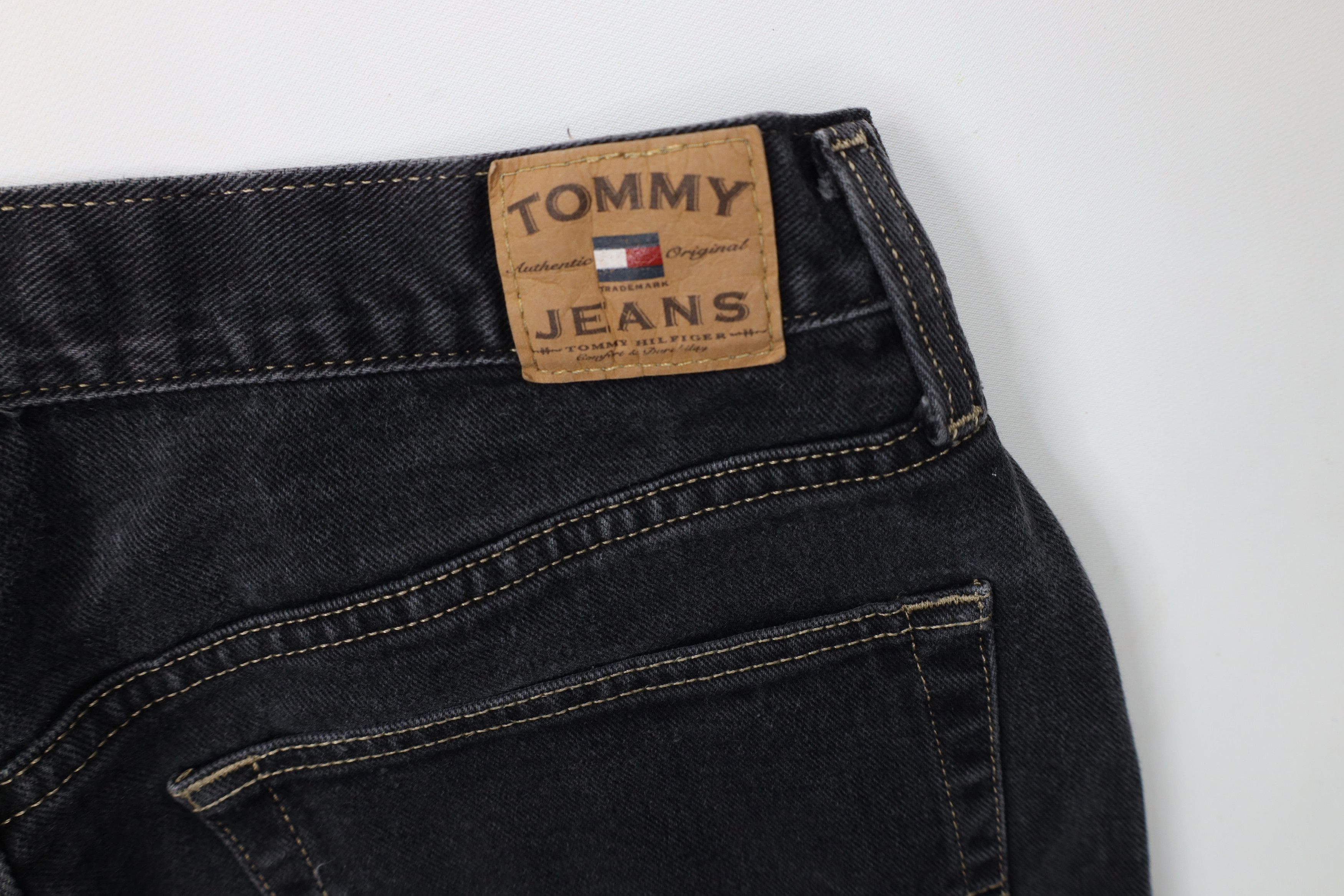 Tommy Hilfiger Vintage 90s Tommy Hilfiger Baggy Wide Leg Denim Jeans Black Size US 32 / EU 48 - 15 Thumbnail