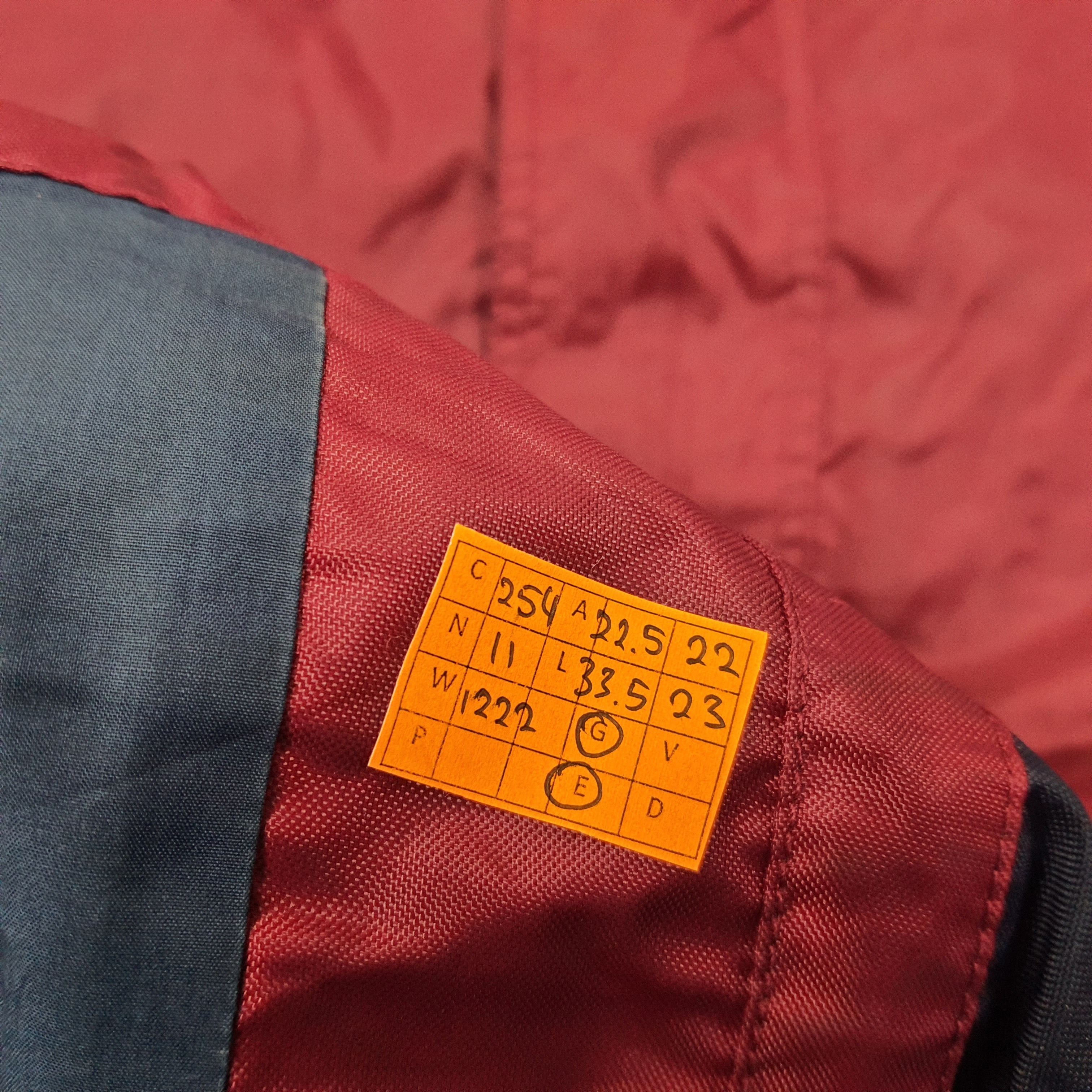 Tommy Hilfiger Vintage Tommy Hilfiger Jacket with Vests C254N11 Size US M / EU 48-50 / 2 - 12 Thumbnail