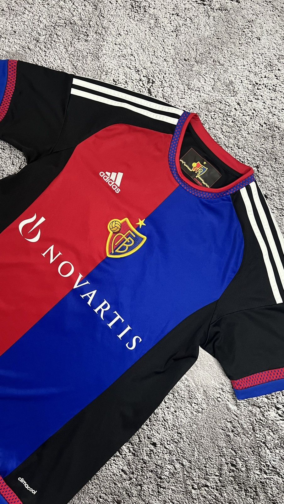Adidas × Vintage FC Basel Switzerland Birkir Bjarnason adidas vintage jersey Size US M / EU 48-50 / 2 - 2 Thumbnail