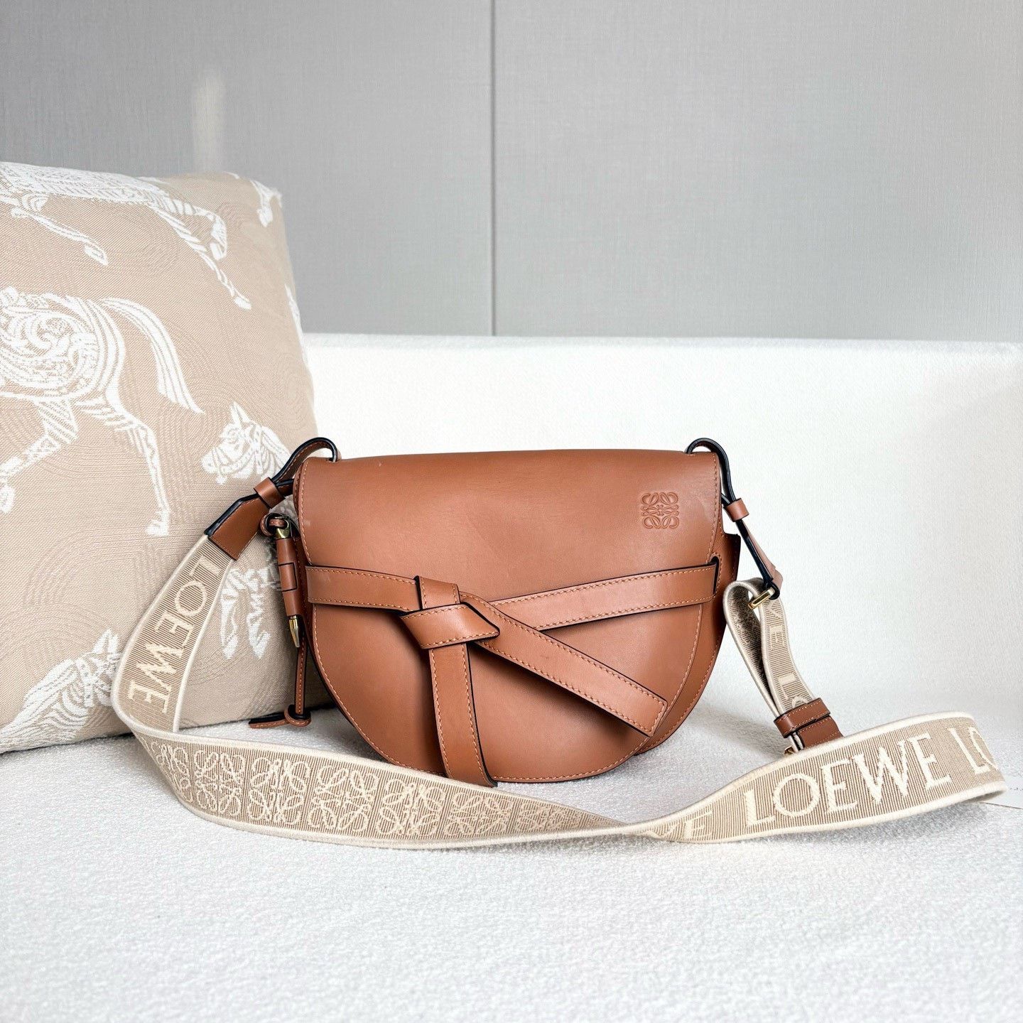 Loewe Pre-loved Bag Very good condition Size ONE SIZE - 1 Thumbnail