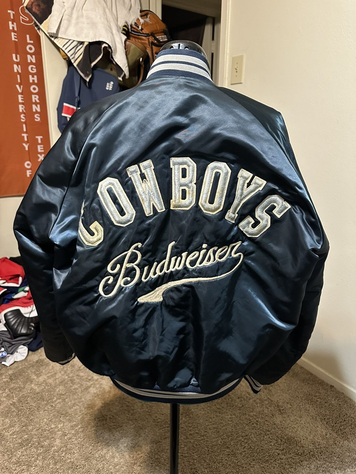 NFL Vintage NFL Chalk Line Dallas Cowboys jacket 80s size Xl Size US XL / EU 56 / 4 - 13 Thumbnail