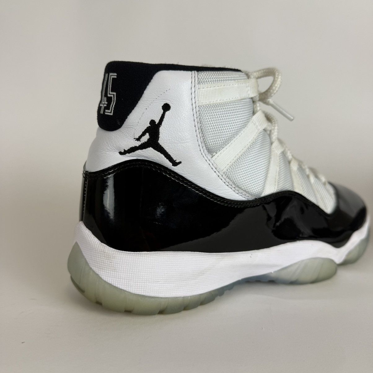Jordan Brand × Nike Size 10.5-Jordan 11 Concord 2018-LIGHTLY WORN Size US 10.5 / EU 43-44 - 7 Thumbnail