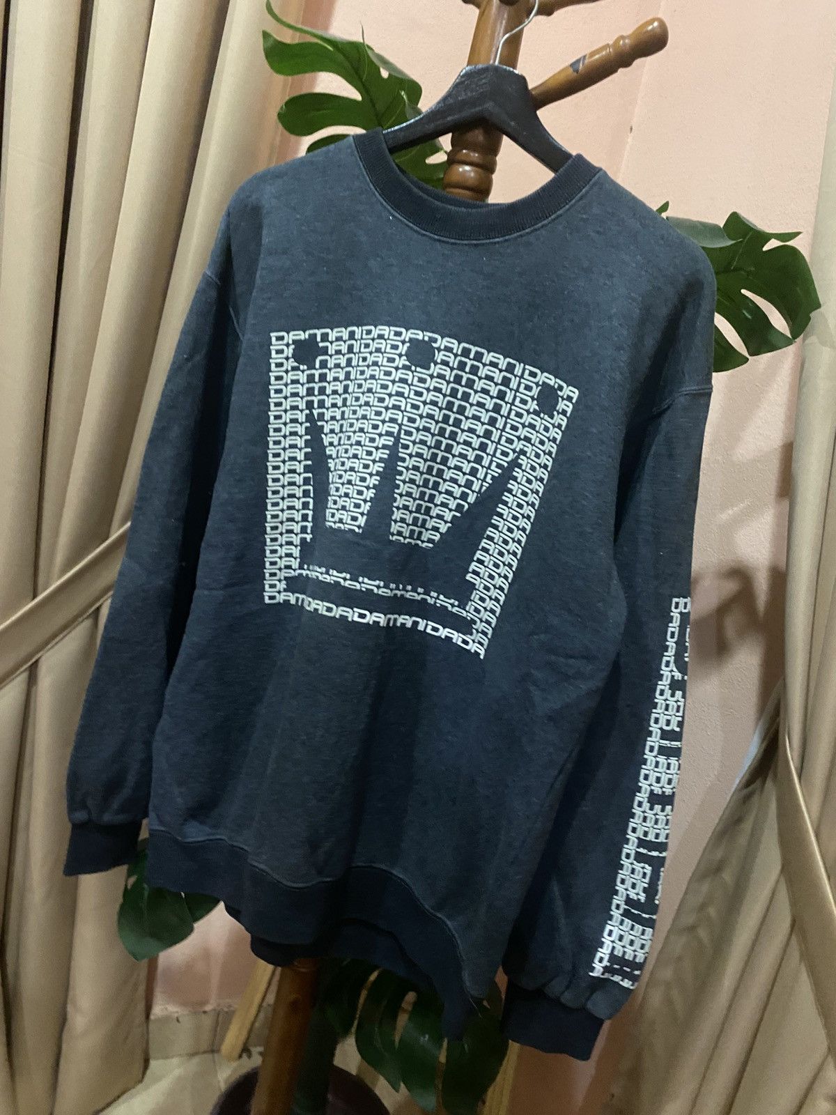 Vintage Dada Supreme Sweatshirt XL - 90s Hip-Hop Crewneck