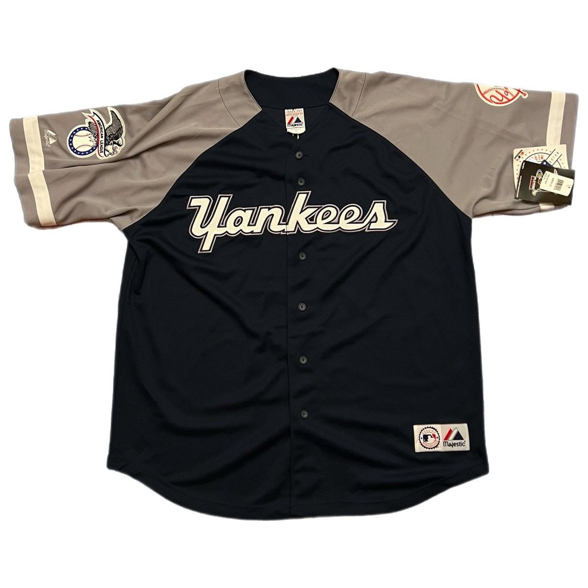 image of Vintage Mlb New York Yankees Derek Jeter Majestic Jersey in Blue, Men's (Size XL)