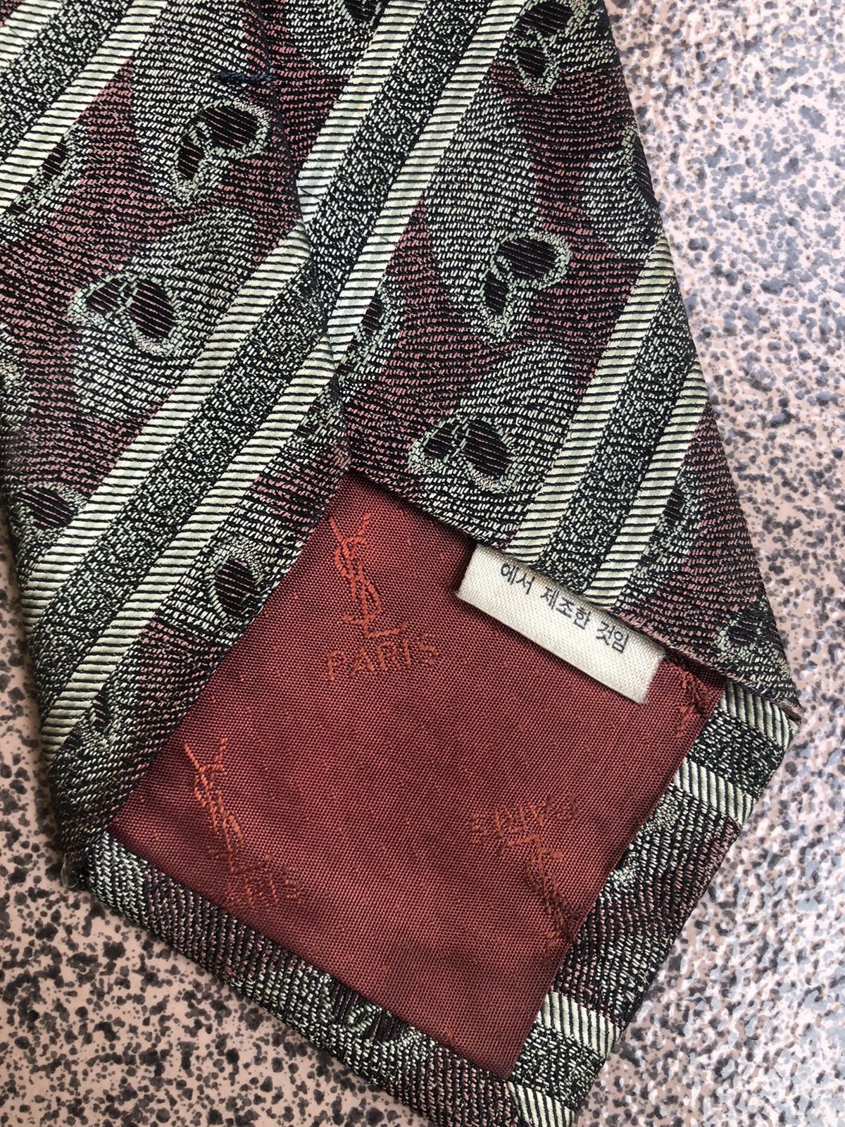 Yves Saint Laurent Ysl tie pattern Size ONE SIZE - 5 Thumbnail