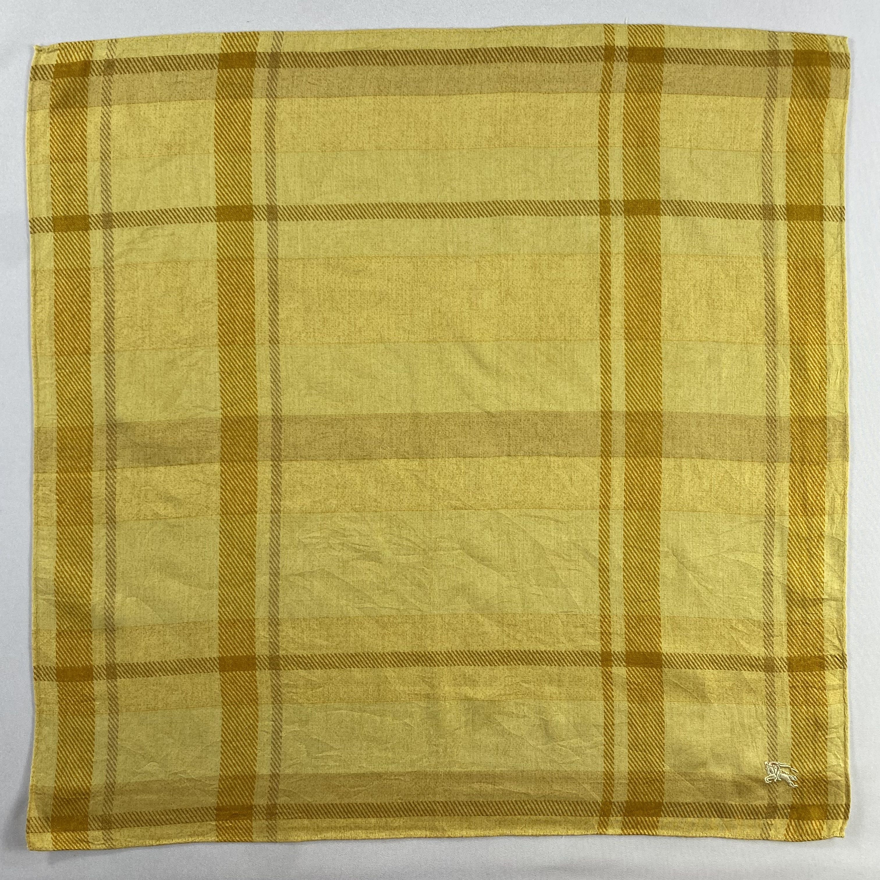 Burberry × Vintage Burberry Handkerchief / Neckerchief / Bandana-P1527 Size ONE SIZE - 1 Thumbnail