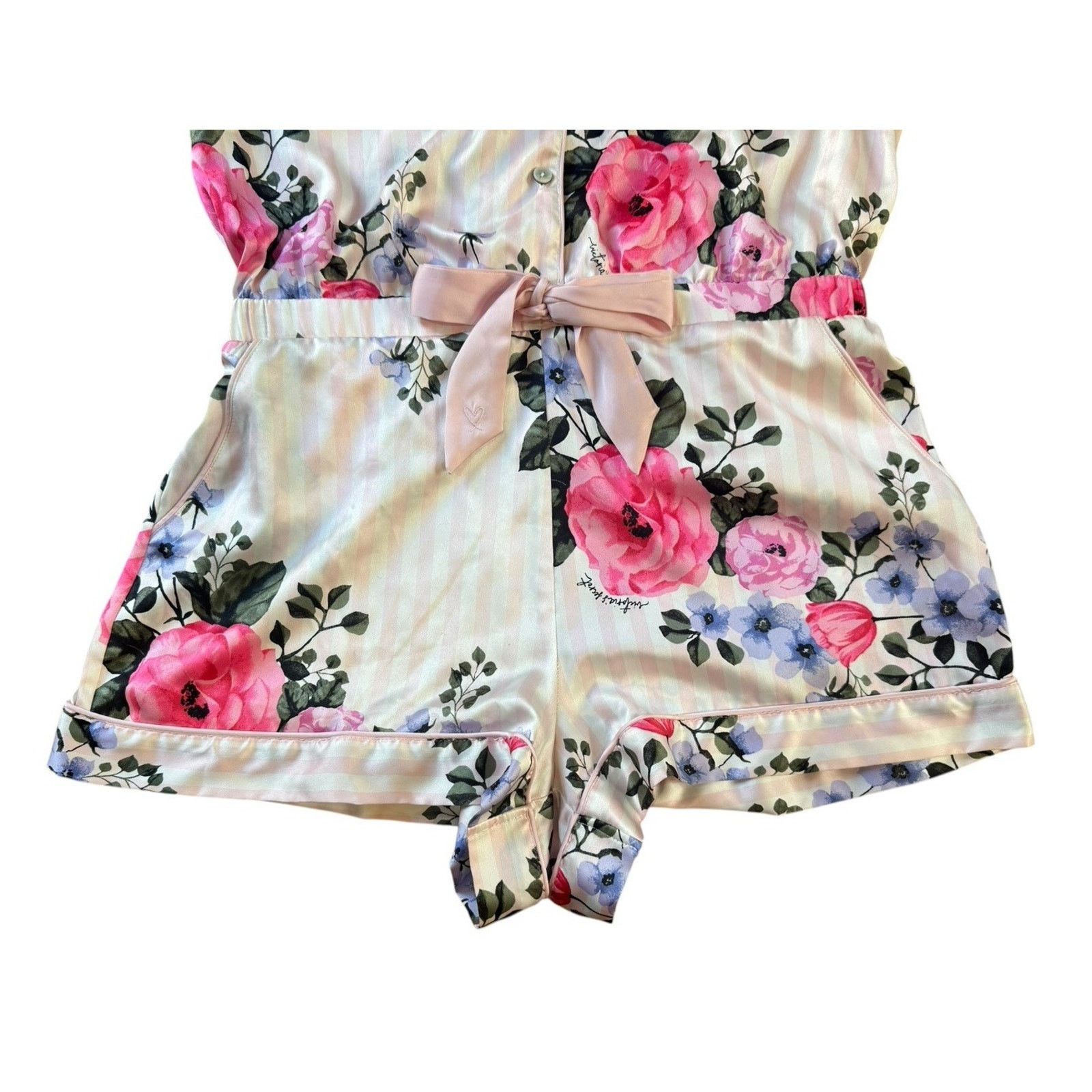Victoria's Secret VICTORIA’S SECRET Satin Floral Striped Pajama Sleep Romper M Size ONE SIZE - 4 Thumbnail