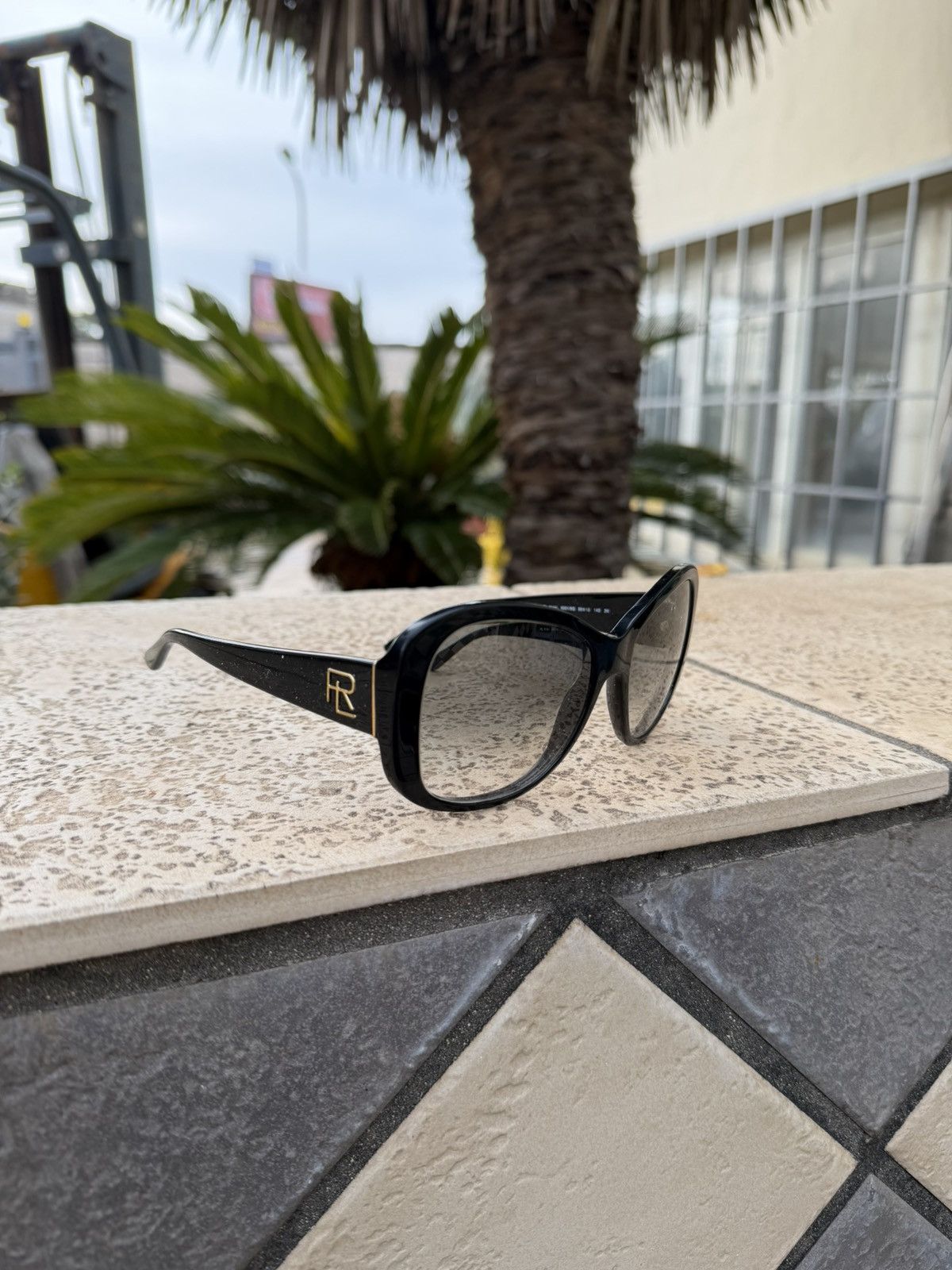 Ralph Lauren Ralph Lauren Sunglasses RL 8144 Black Size ONE SIZE - 1 Thumbnail