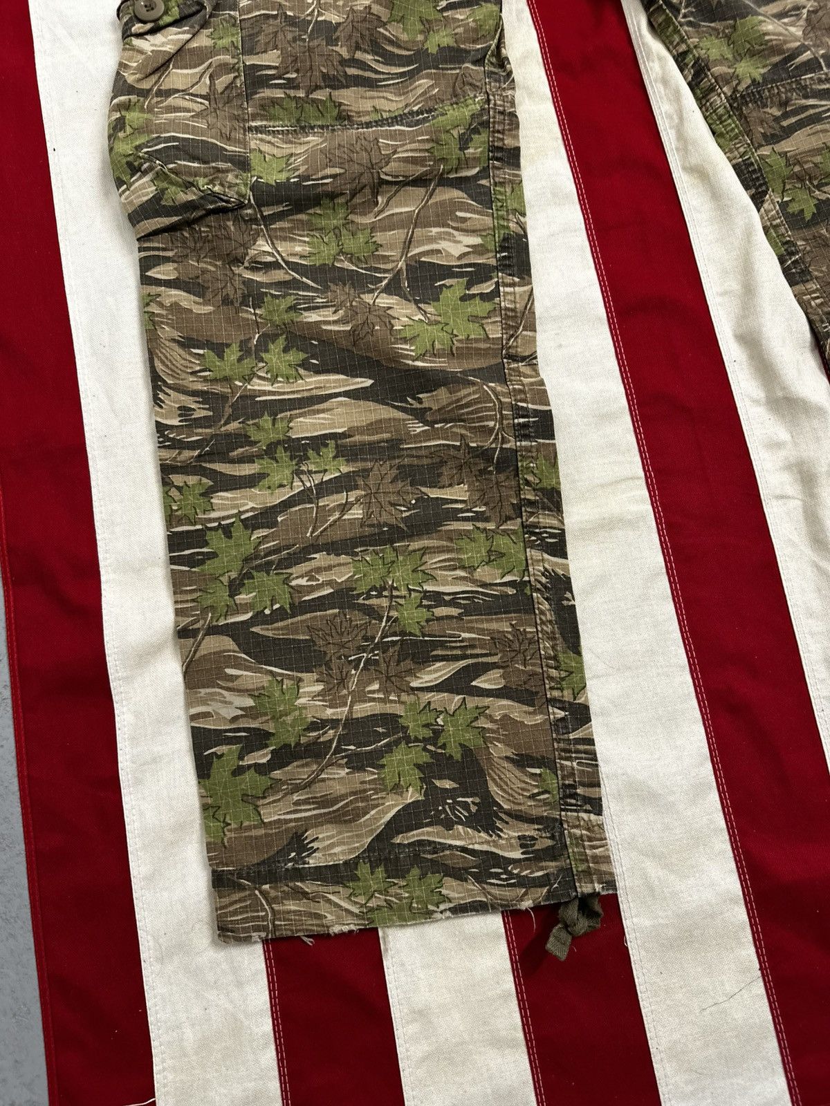 Other Real Tree Tiger Stripe Camo Pants Size US 31 - 10 Thumbnail
