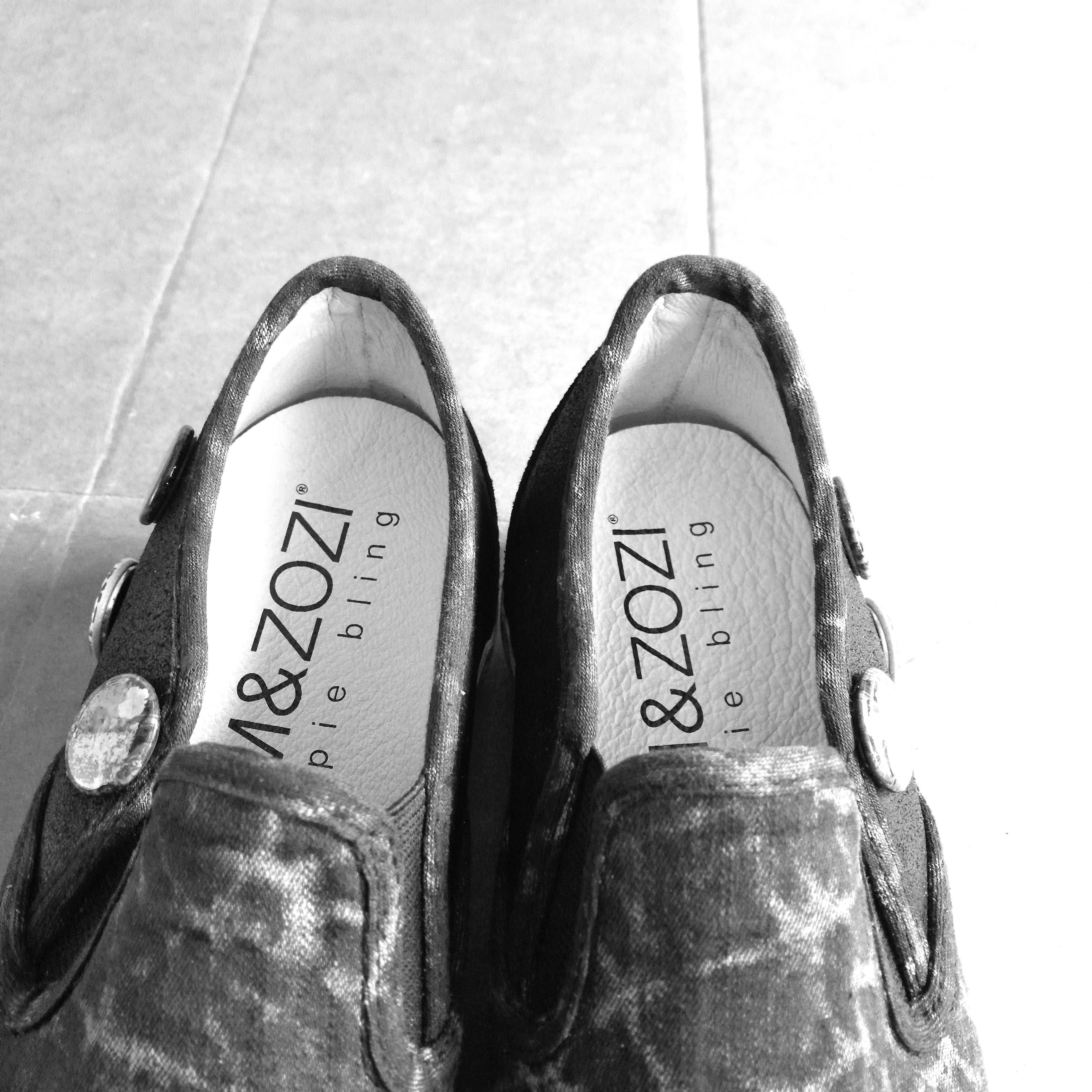 Other Kim & Zozi Hippie Bling Navy Buttoned Loafers Size US 6 / IT 36 - 3 Thumbnail