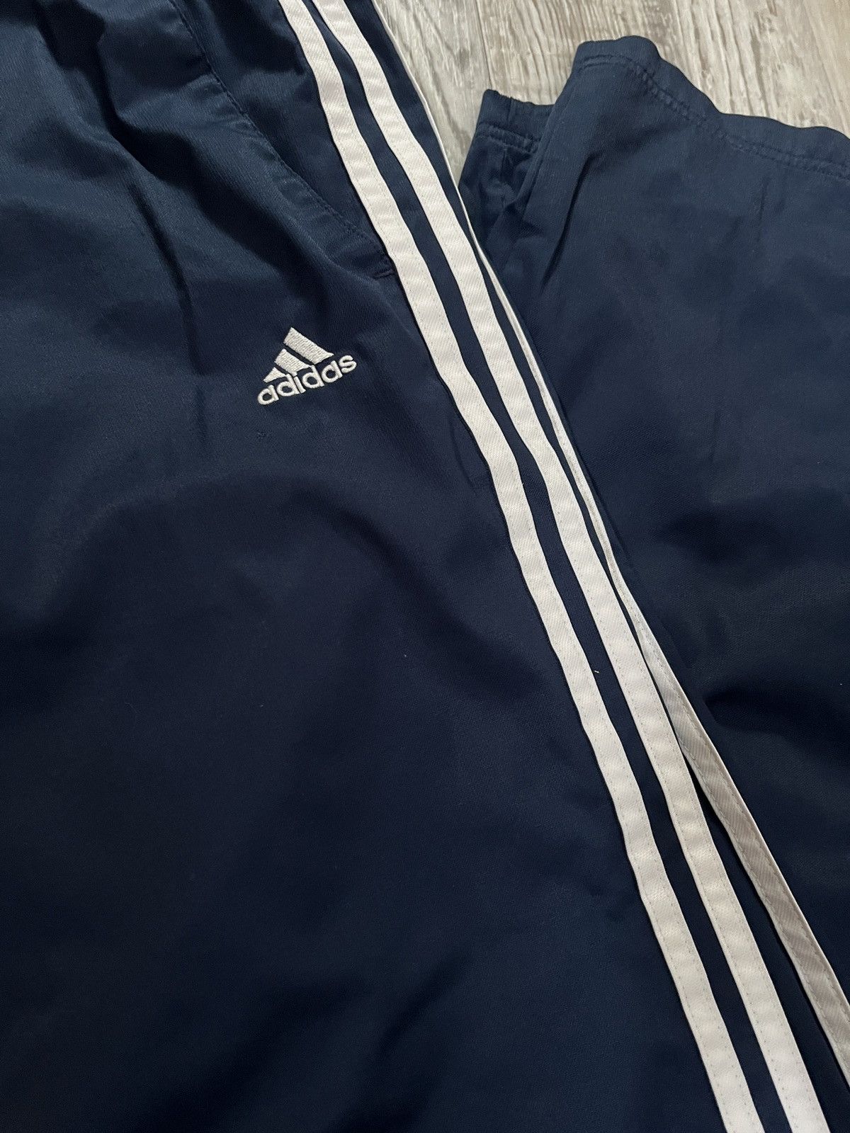 Adidas × Vintage Vintage Adidas Windbreaker Nylon Pants Size US 34 / EU 50 - 2 Thumbnail