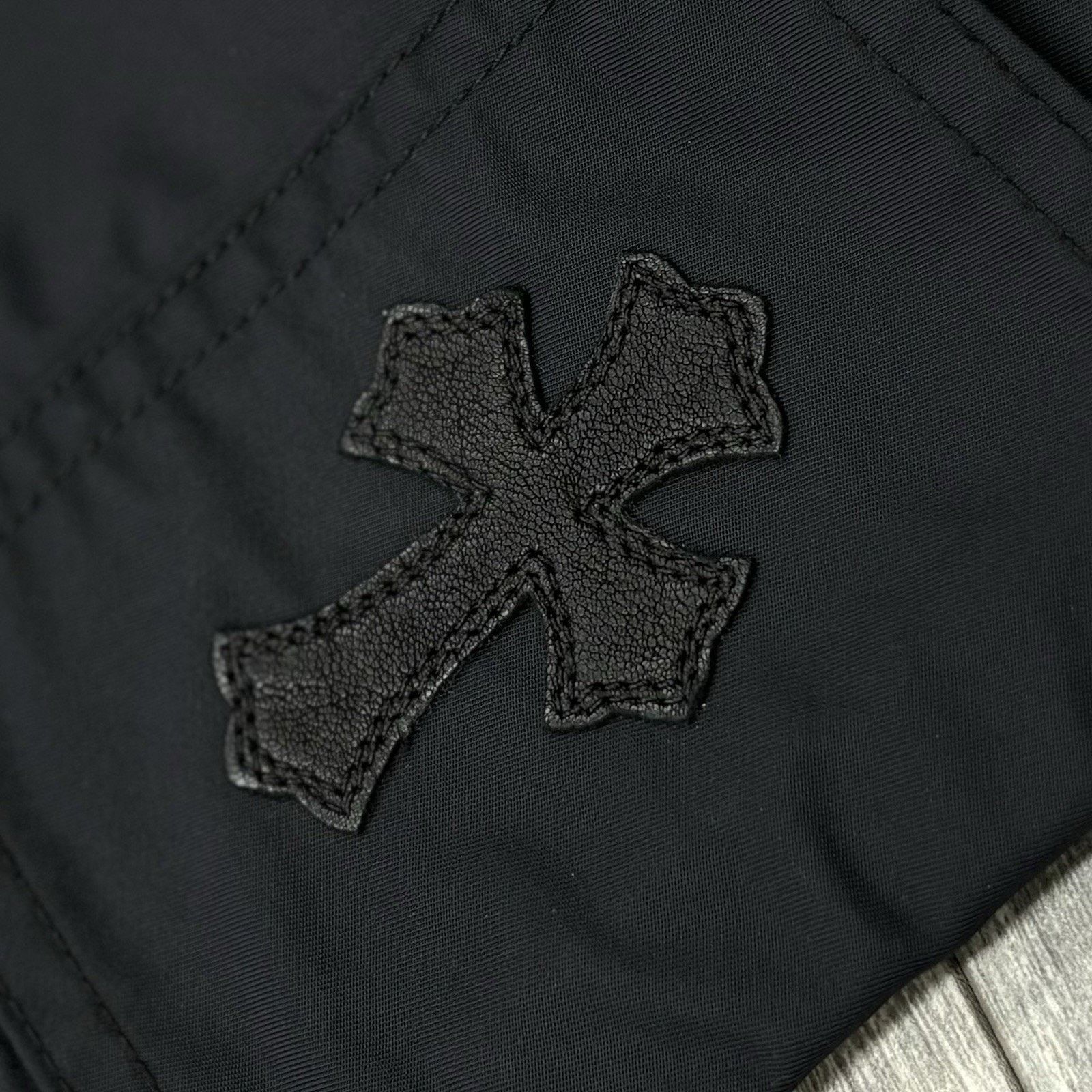Chrome Hearts Chrome Hearts Leather Knee Carpenter Pants | WORN 1-3X Size US 30 / EU 46 - 16 Thumbnail