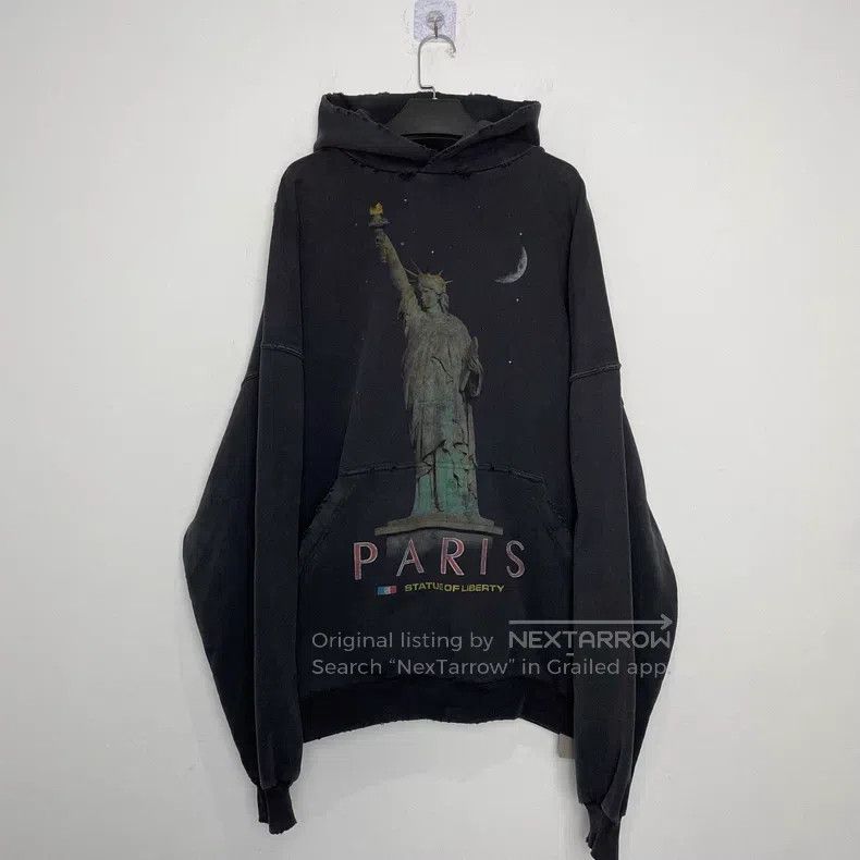 Balenciaga Balenciaga Paris Statue of Liberty Hoodie Size 2 | Grailed