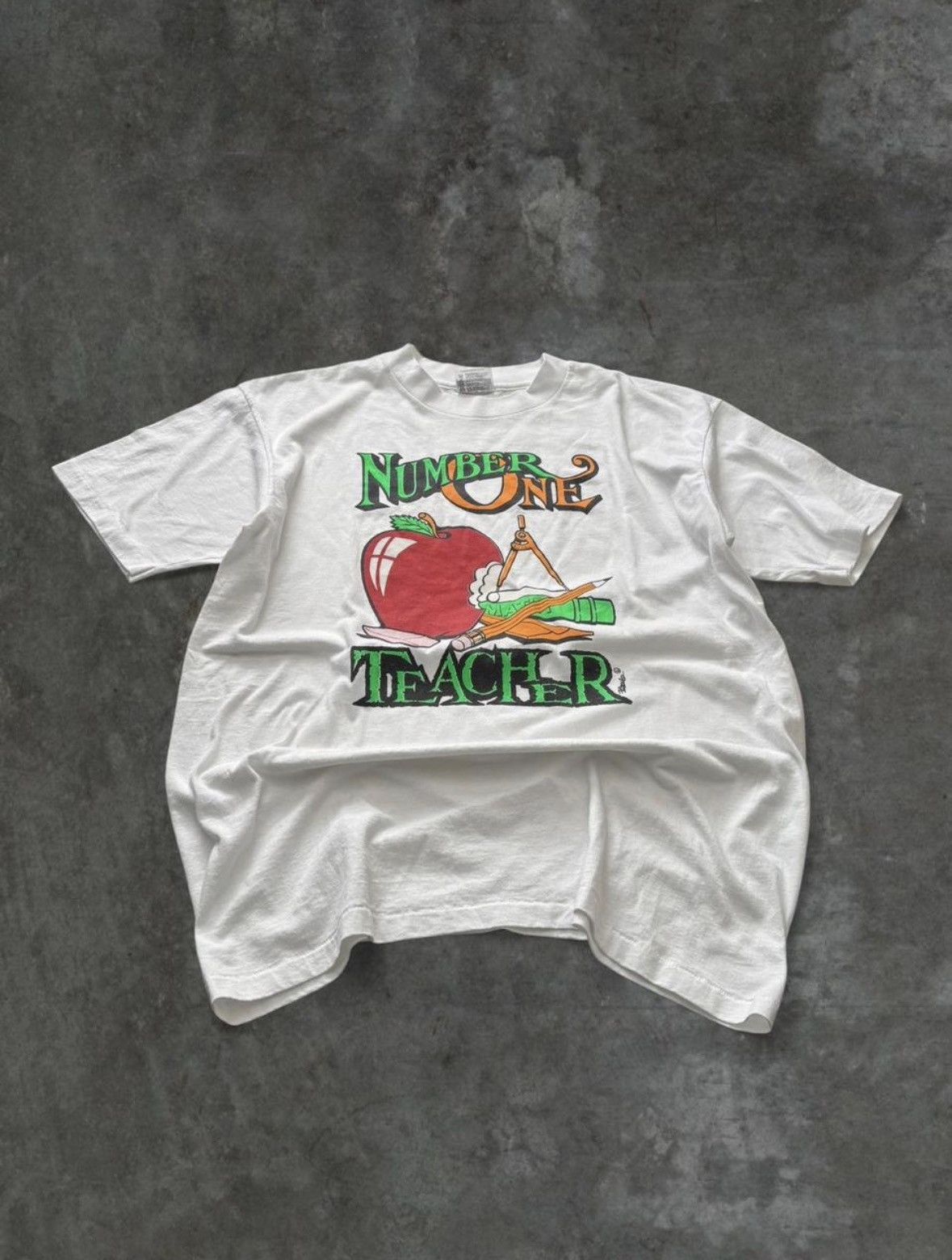 Hanes Vintage 80s #1 Teacher Graphic Tee Size US L / EU 52-54 / 3 - 1 Thumbnail