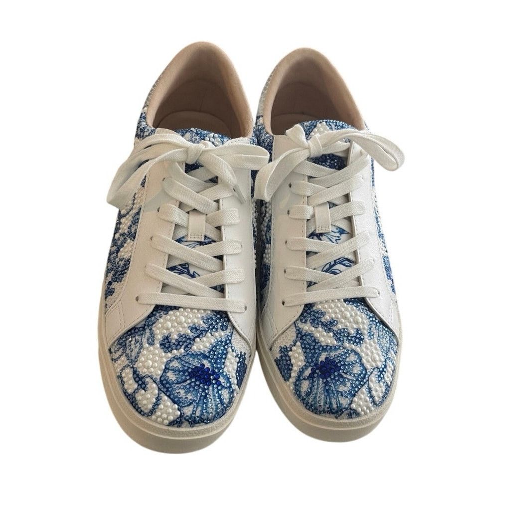 Betsey Johnson BETSEY JOHNSON Damon White Blue Floral Sneaker Size US 11 Size US 11 / IT 41 - 16 Thumbnail