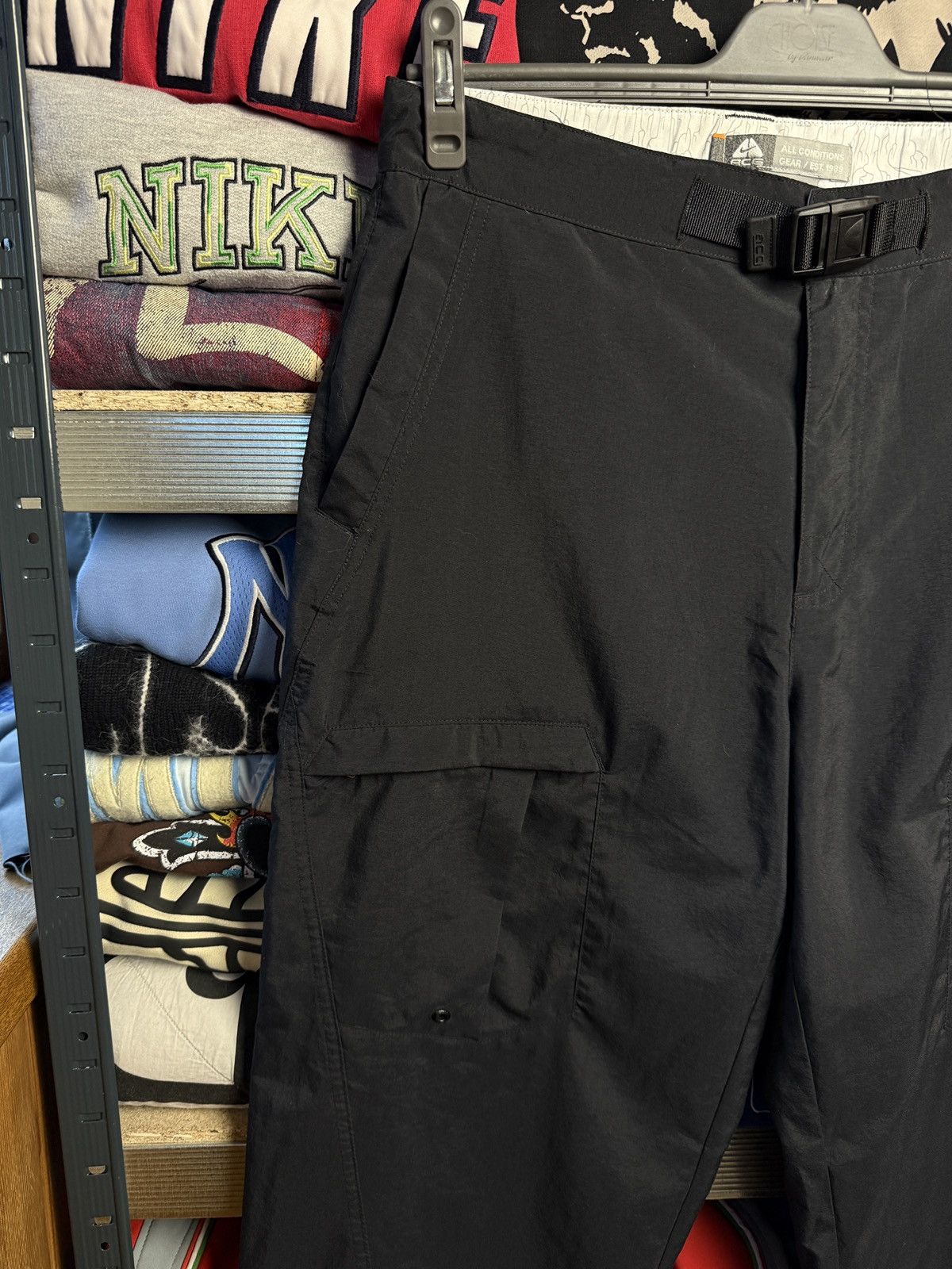 Nike ACG Vintage Nike ACG Nylon Pants Y2K Size US 34 / EU 50 - 3 Thumbnail