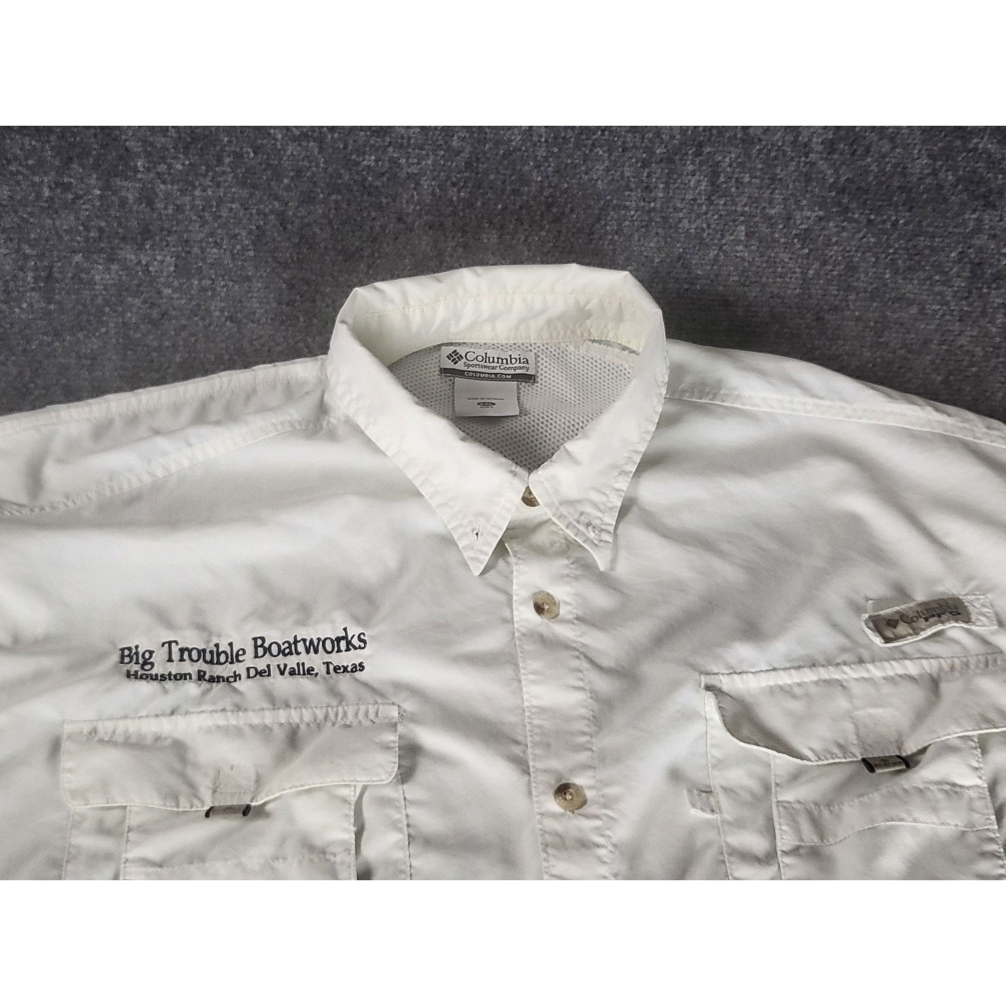 Columbia Columbia PFG Button Up Shirt Men Sz XXL Big Trouble Boatwork Size US XXL / EU 58 / 5 - 2 Thumbnail