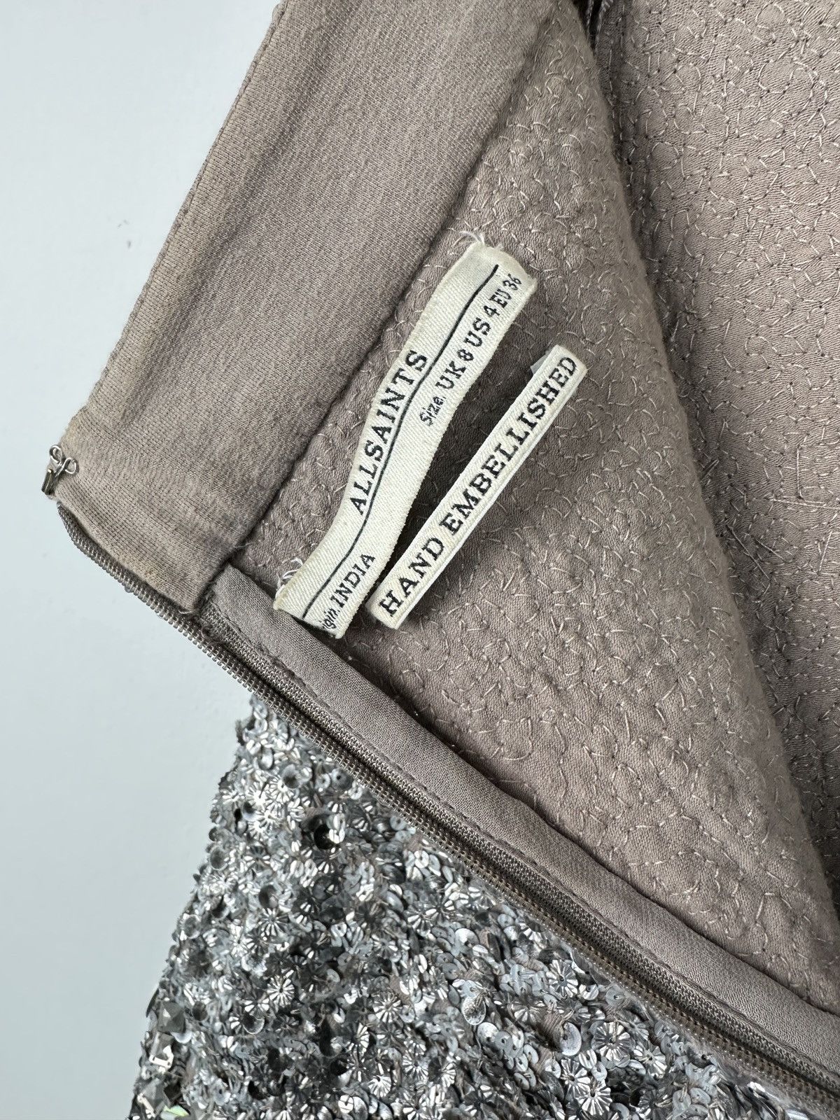 Allsaints ALLSAINTS Sequins Hand Embellished Restrain Skirt UK 8 US 4 Size 27" / US 4 / IT 40 - 4 Thumbnail