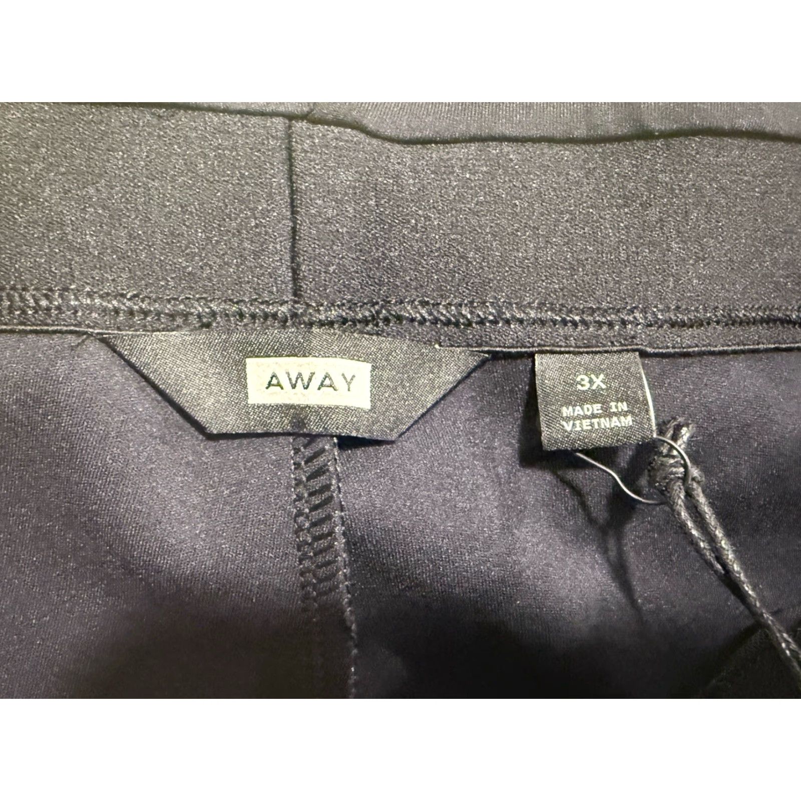 Vintage VINTAGE Away The Layover Black Split Hem Stretch Pants 3XL Women Cropped Zippered Pockets, Pull On, Casual Travel Workwear Mens Womens? Size 40" / US 18 - 5 Thumbnail
